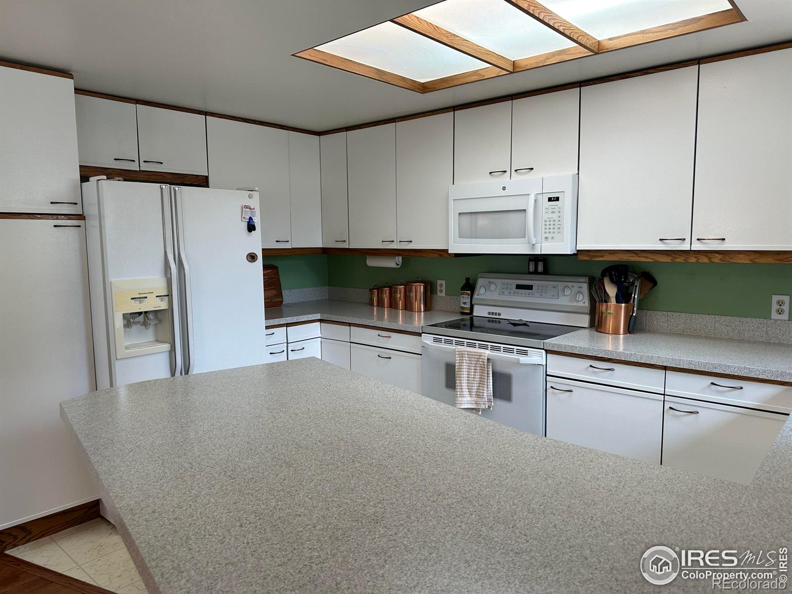 MLS Image #11 for 3028  minnesota place,loveland, Colorado
