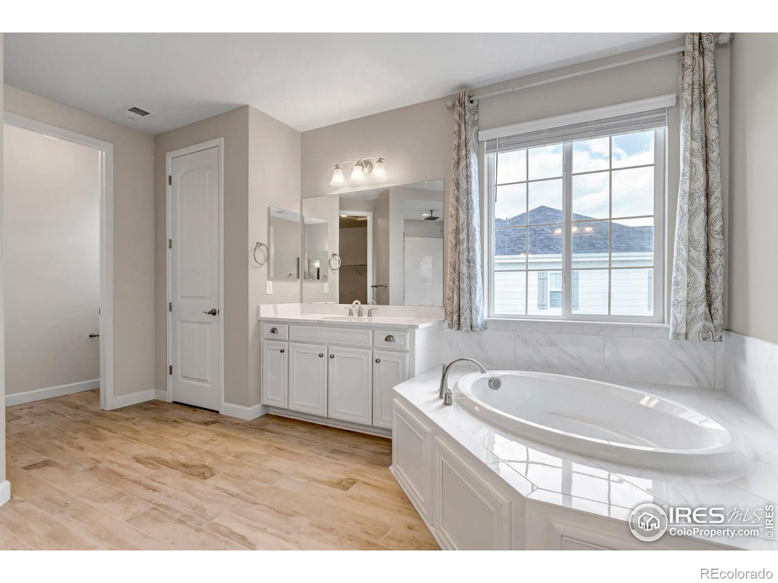 MLS Image #25 for 913  green mountain drive,erie, Colorado