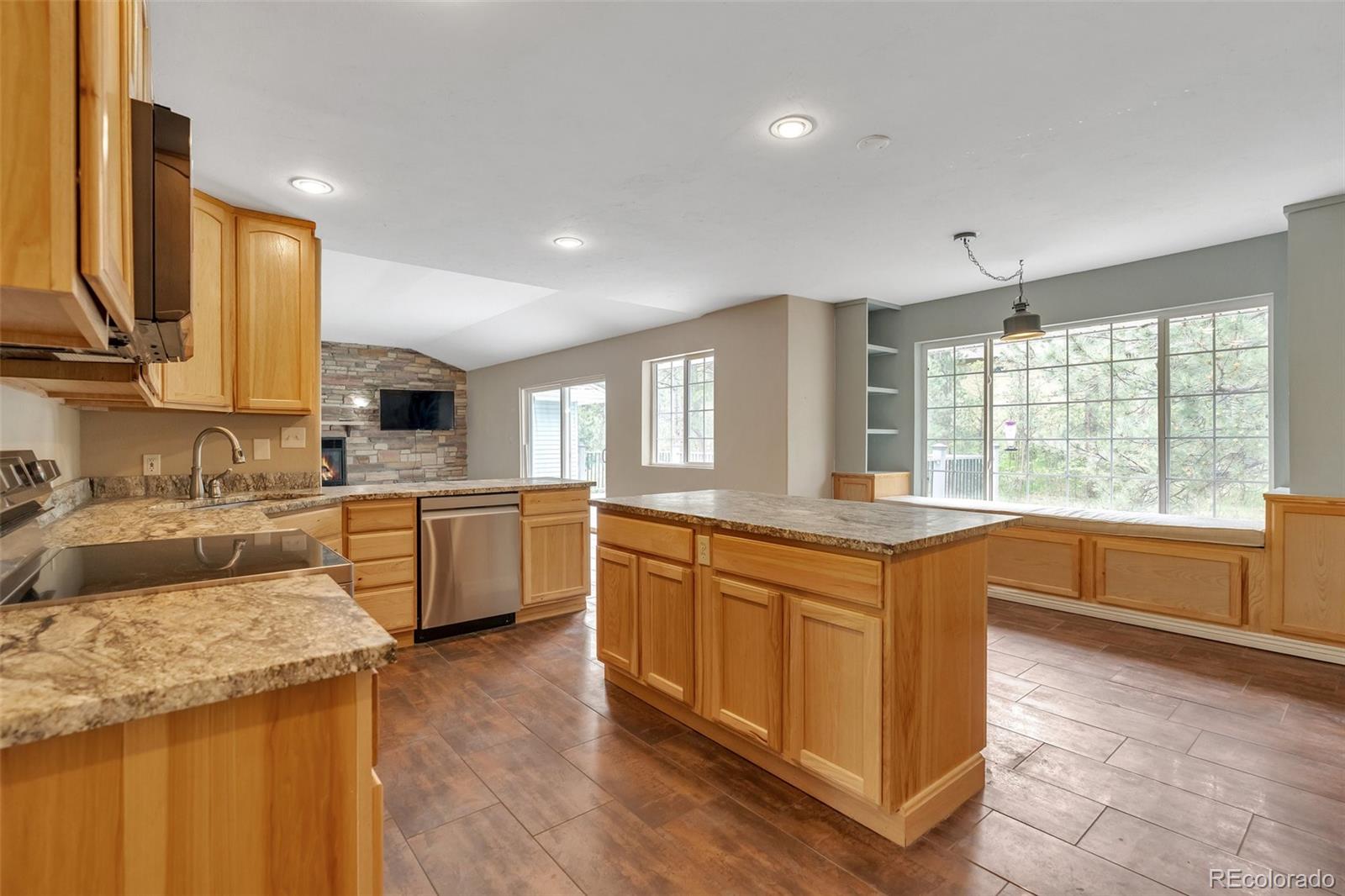 MLS Image #10 for 1038  tenderfoot drive,larkspur, Colorado