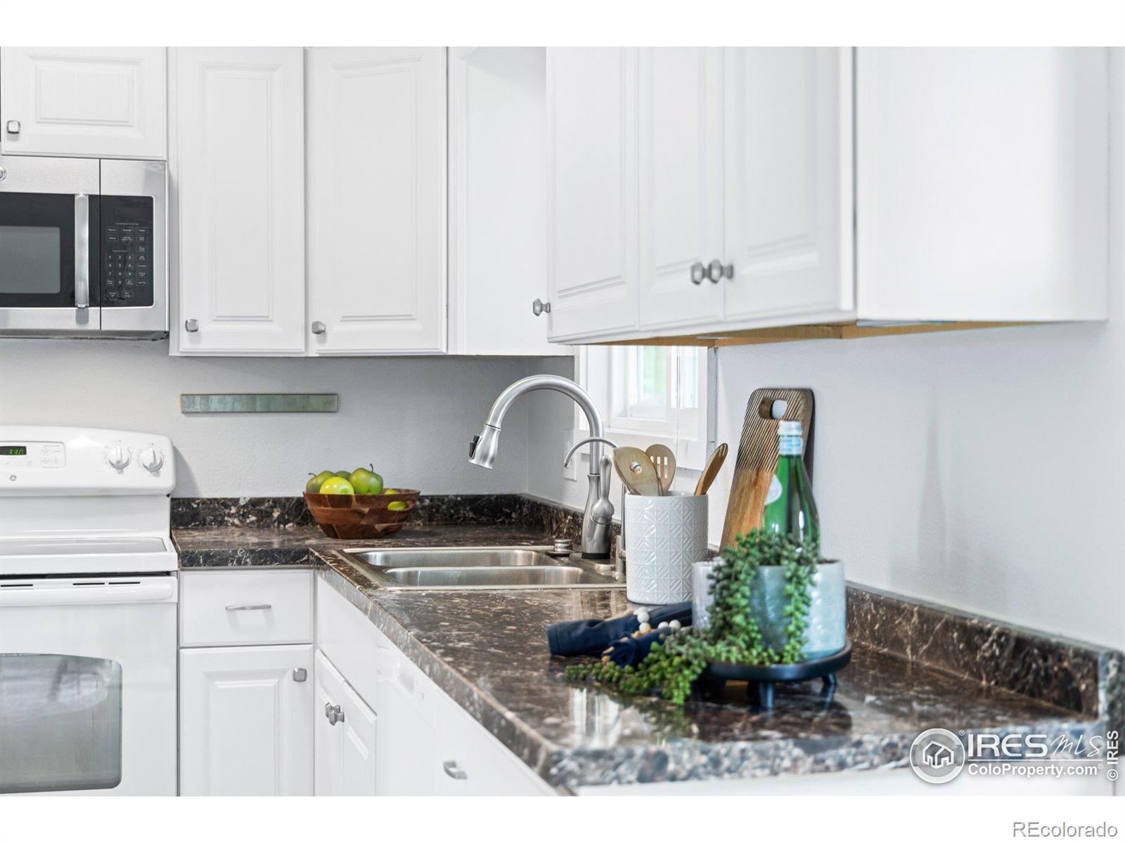 MLS Image #11 for 13441  sheridan boulevard,broomfield, Colorado
