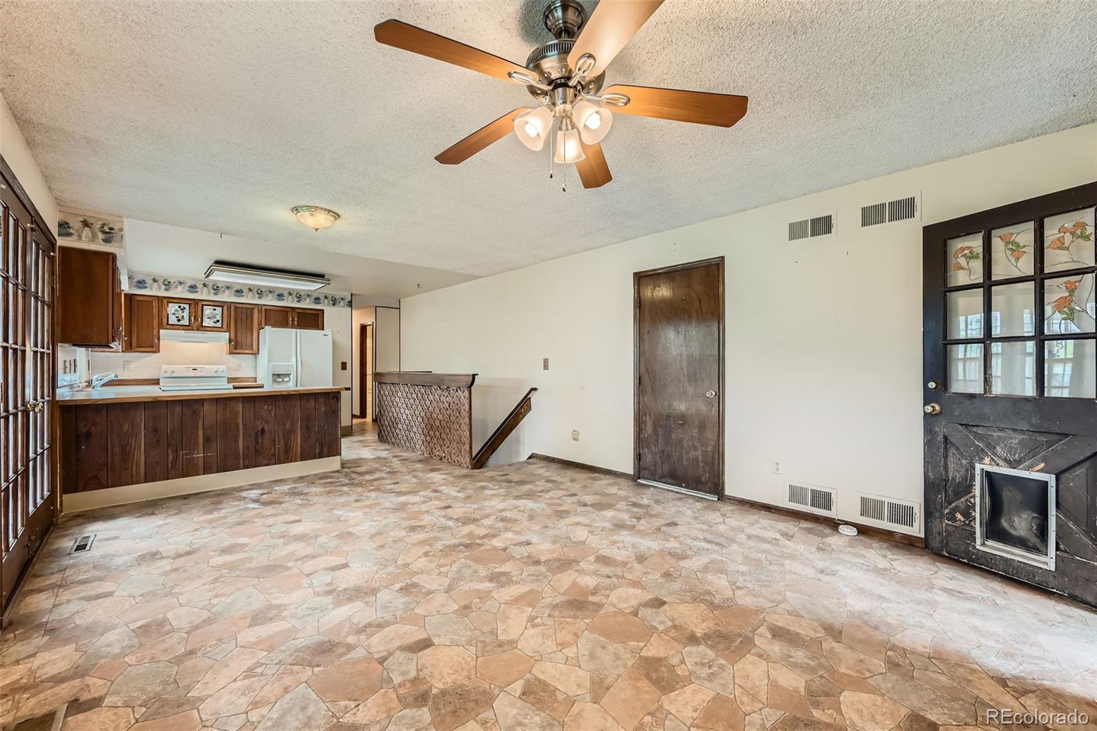 MLS Image #10 for 1431 s chambers circle,aurora, Colorado