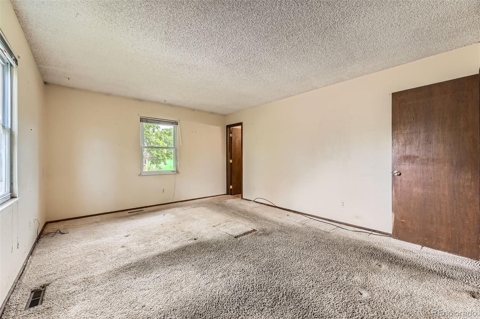 MLS Image #12 for 1431 s chambers circle,aurora, Colorado