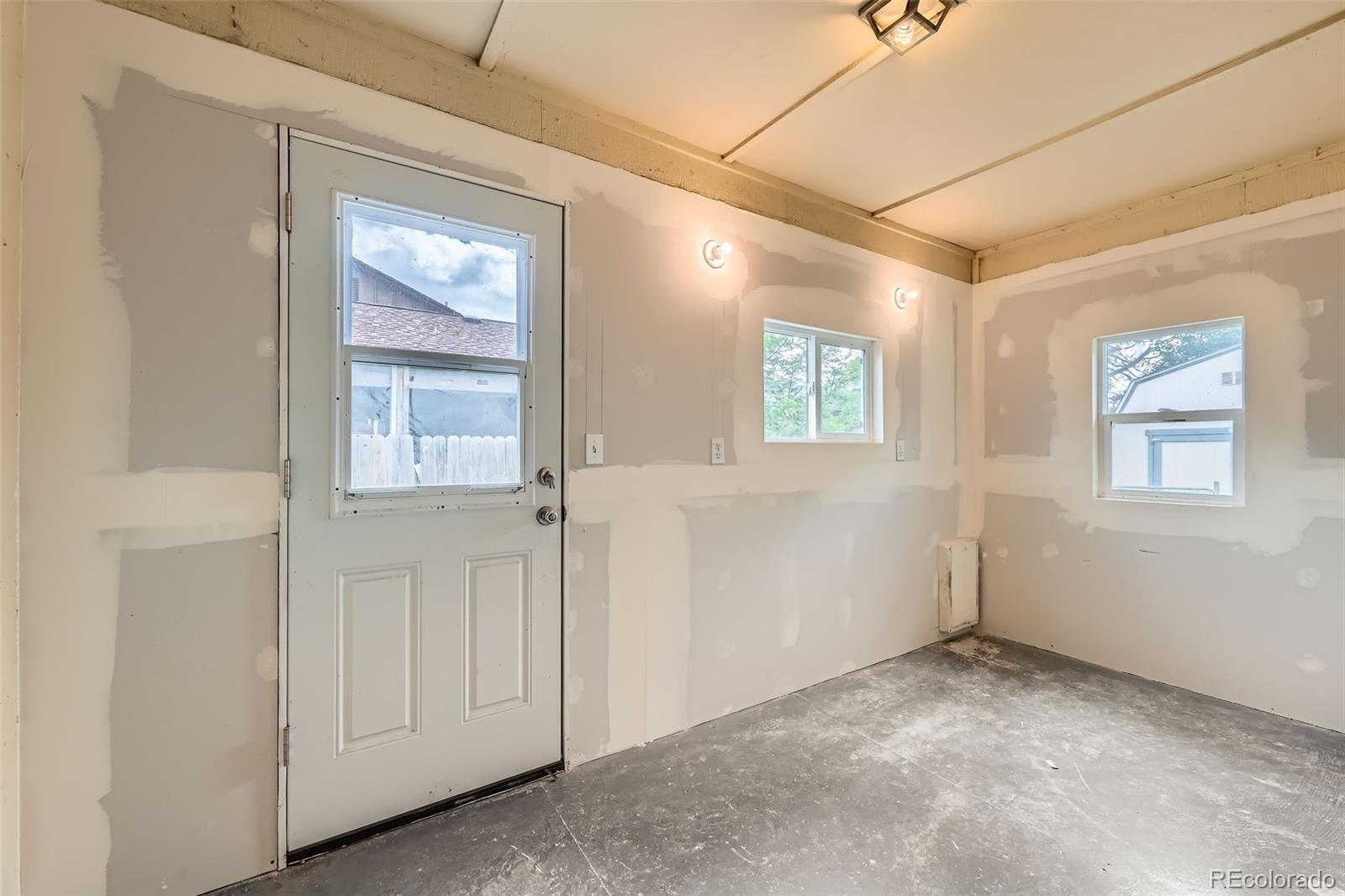 MLS Image #21 for 1431 s chambers circle,aurora, Colorado