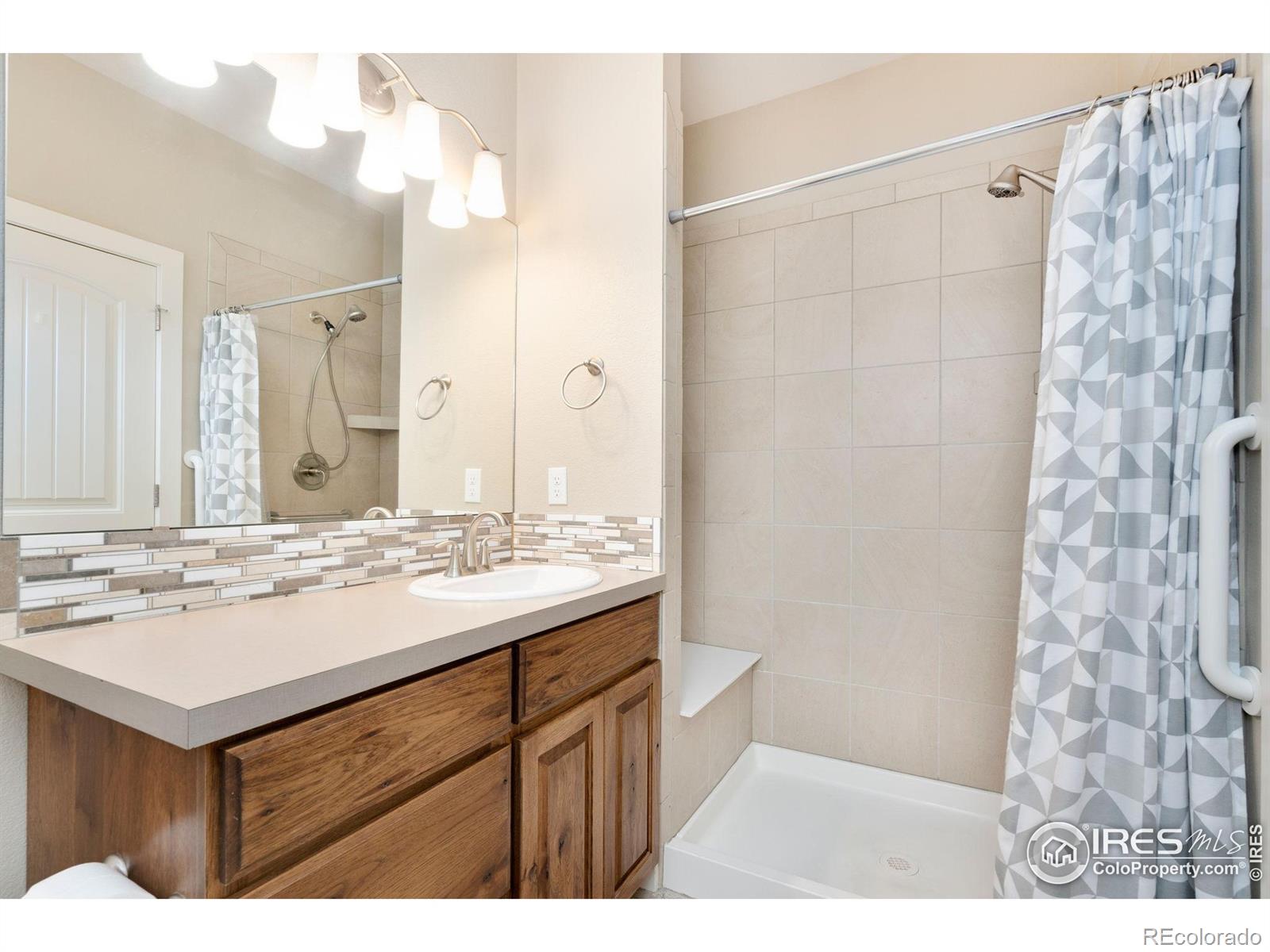 MLS Image #5 for 1512  snowy range court,loveland, Colorado