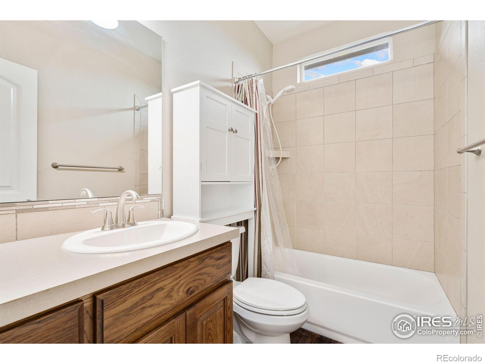 MLS Image #7 for 1512  snowy range court,loveland, Colorado