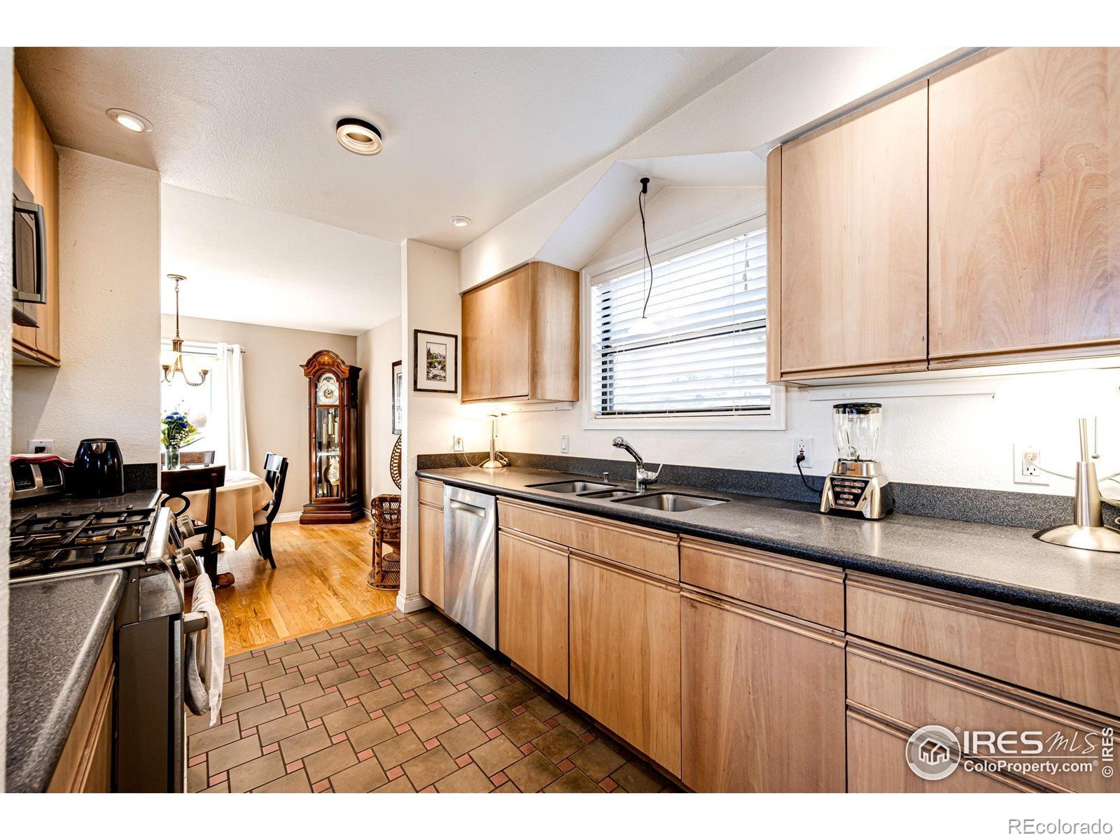 MLS Image #12 for 8483  thunderhead drive,boulder, Colorado