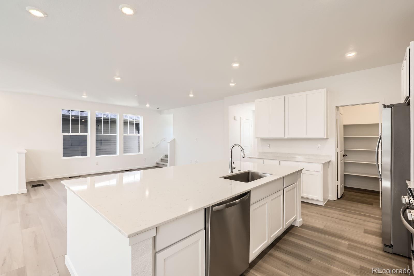 MLS Image #4 for 2138 s haleyville way,aurora, Colorado