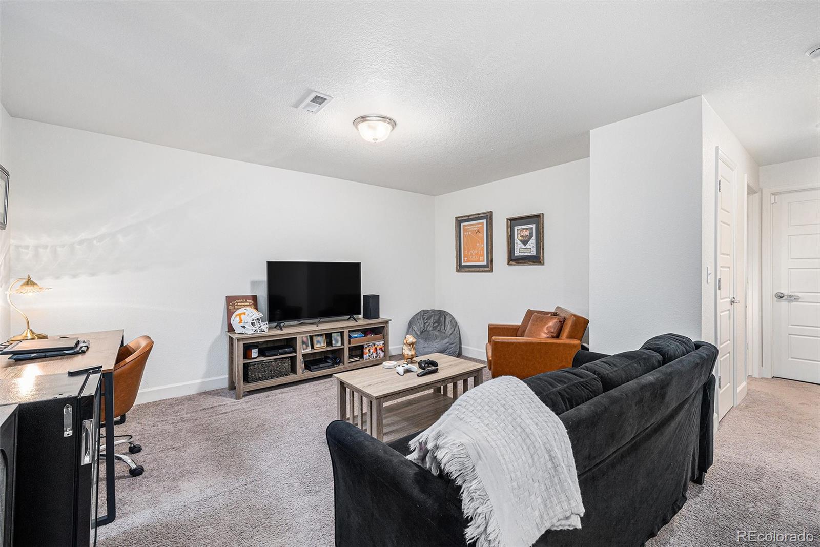 MLS Image #27 for 20000 e 40th avenue,denver, Colorado