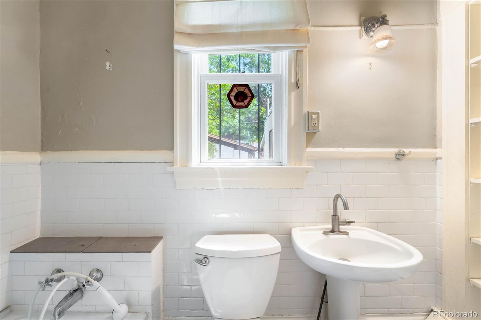 MLS Image #17 for 130 s humboldt street,denver, Colorado