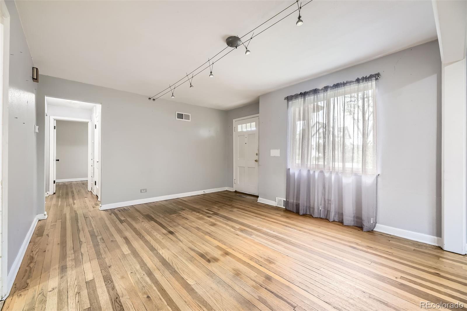 MLS Image #2 for 1691  poplar street,denver, Colorado
