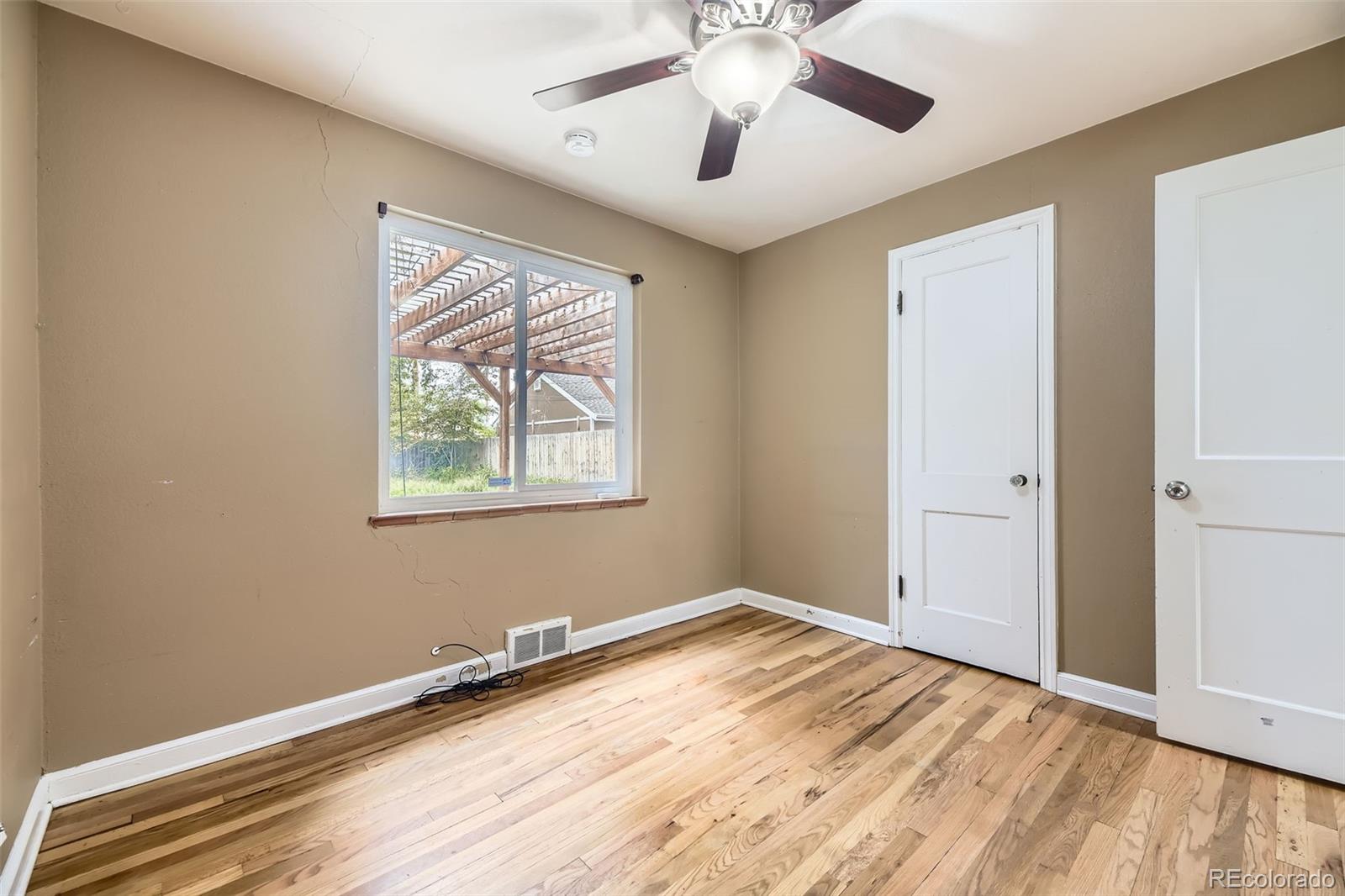 MLS Image #6 for 1691  poplar street,denver, Colorado