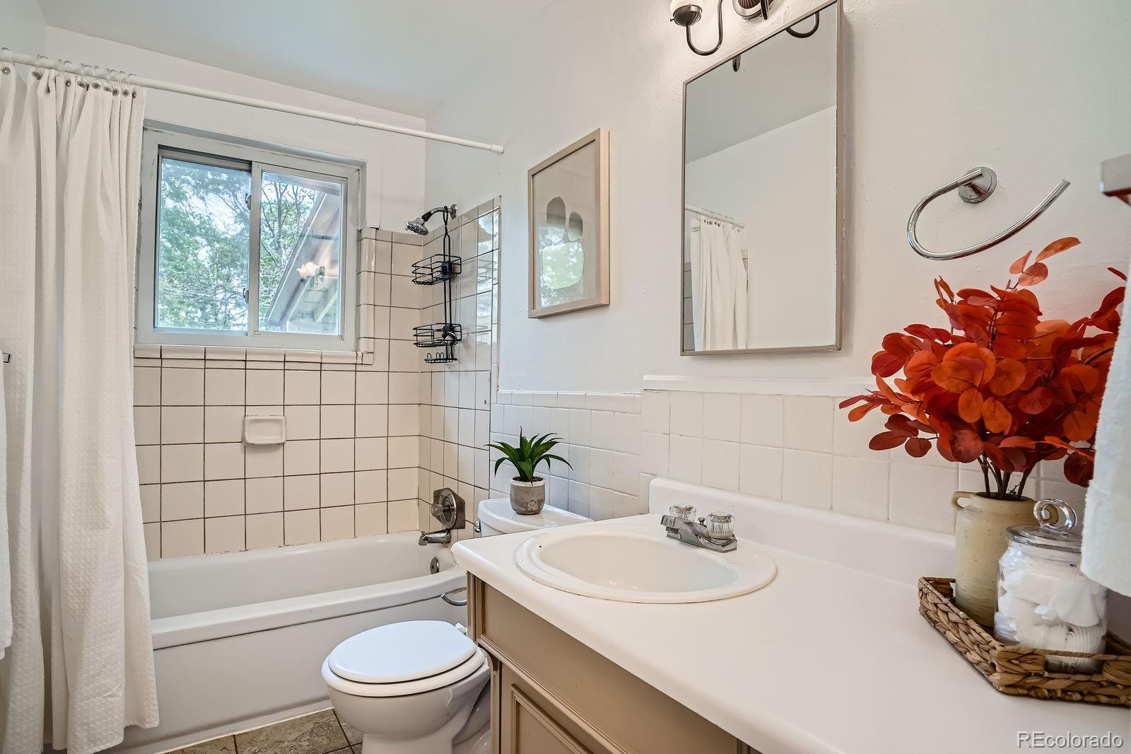 MLS Image #14 for 7618  umatilla street,denver, Colorado