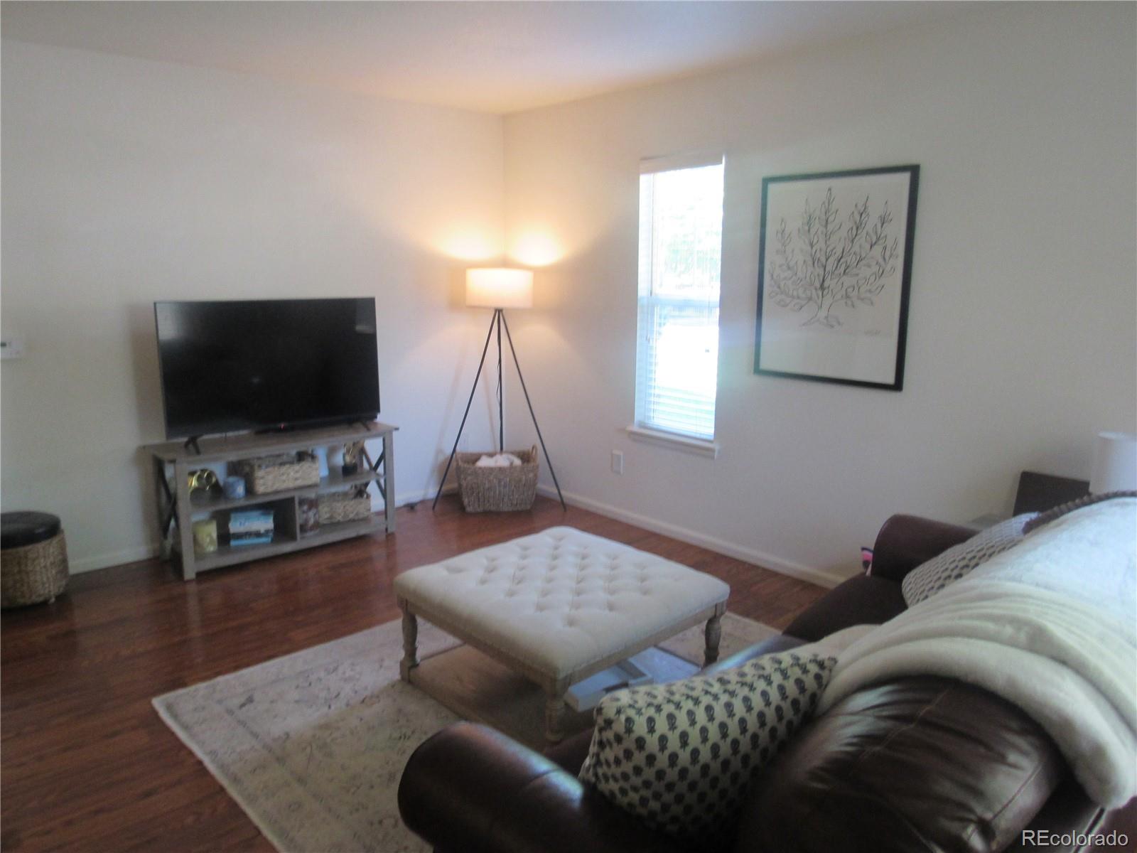 MLS Image #3 for 569  alton way,denver, Colorado