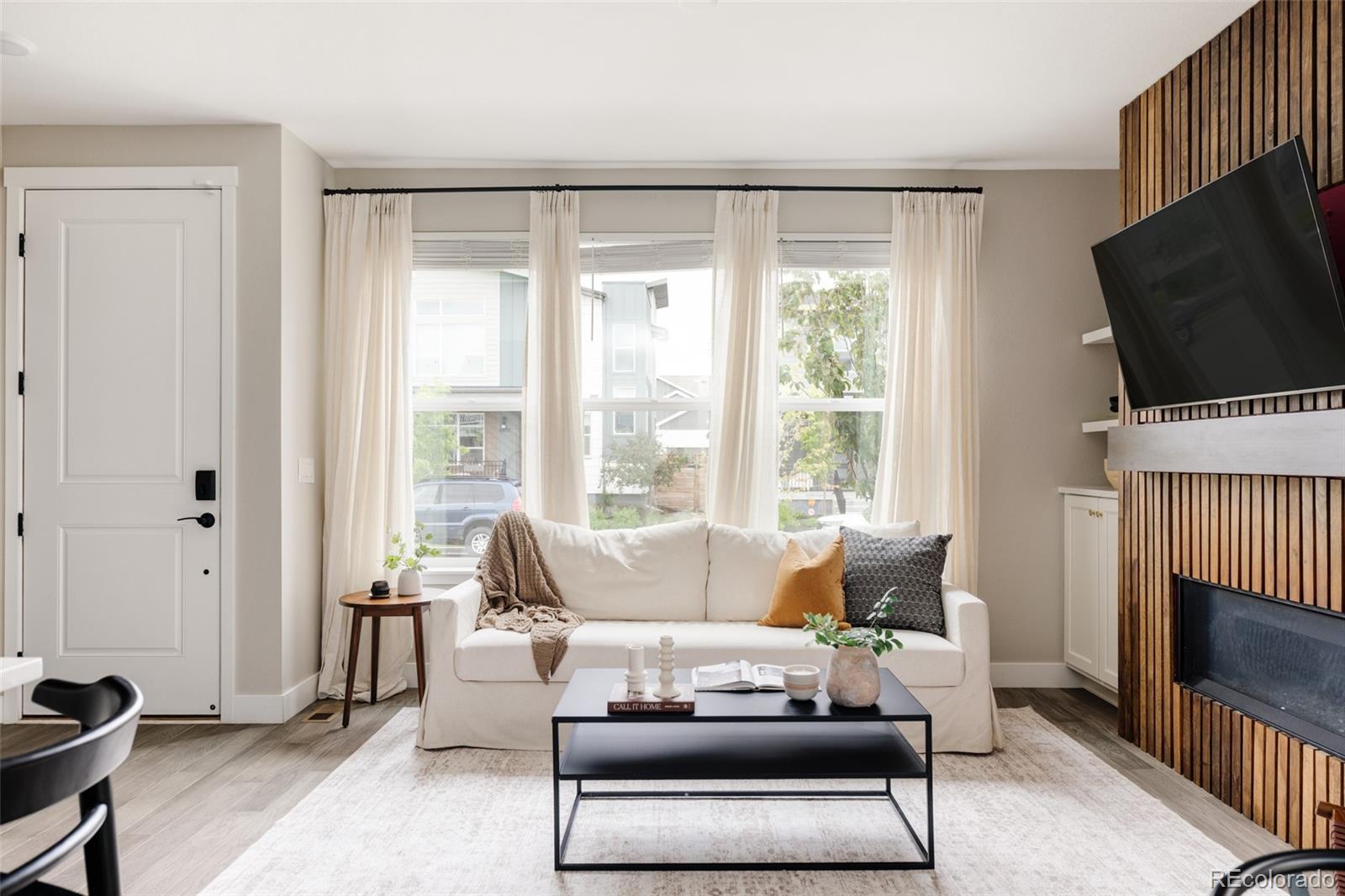 MLS Image #4 for 10025 e 63rd avenue,denver, Colorado