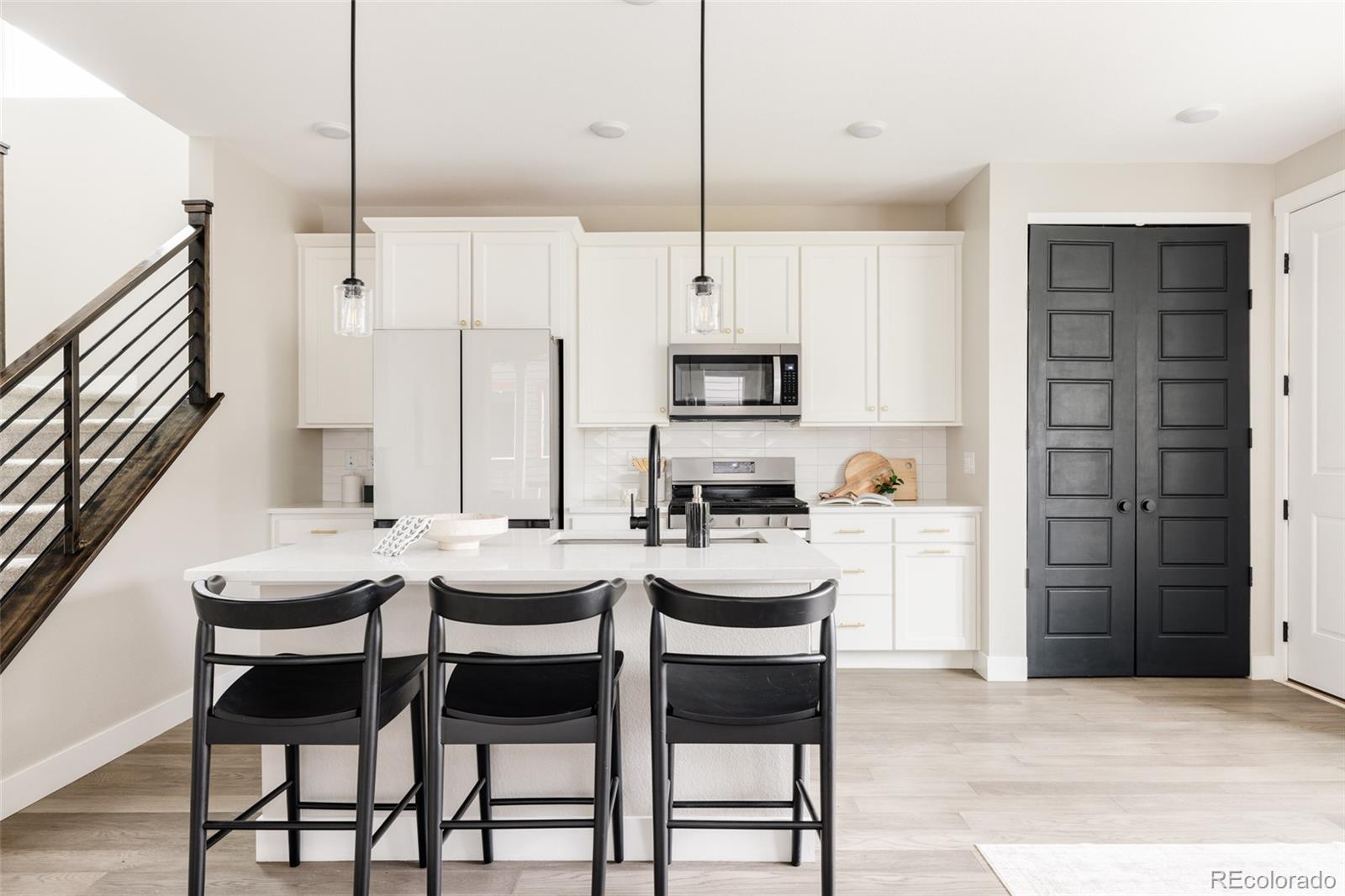 MLS Image #7 for 10025 e 63rd avenue,denver, Colorado