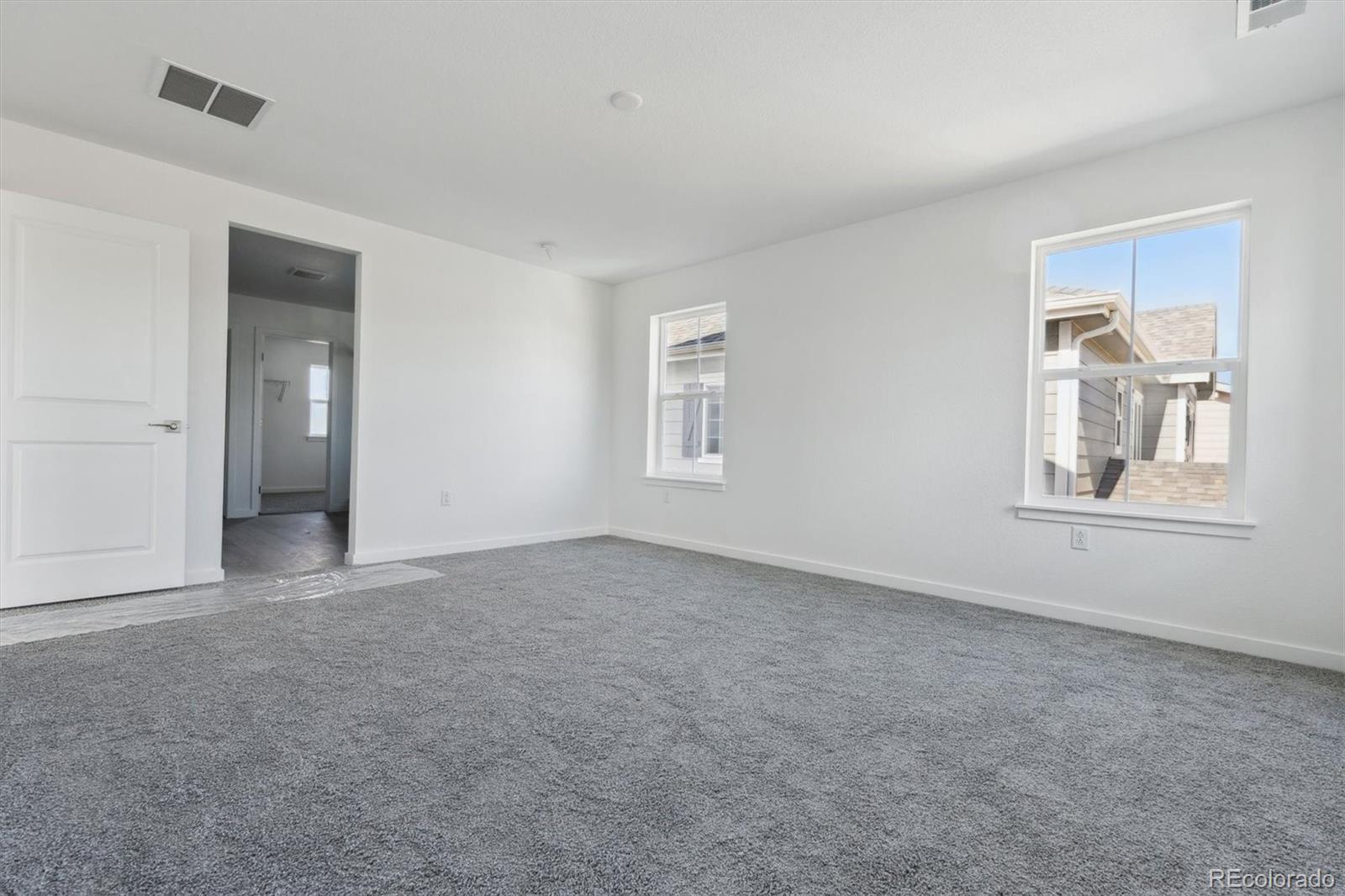 MLS Image #14 for 25234 e warren place,aurora, Colorado