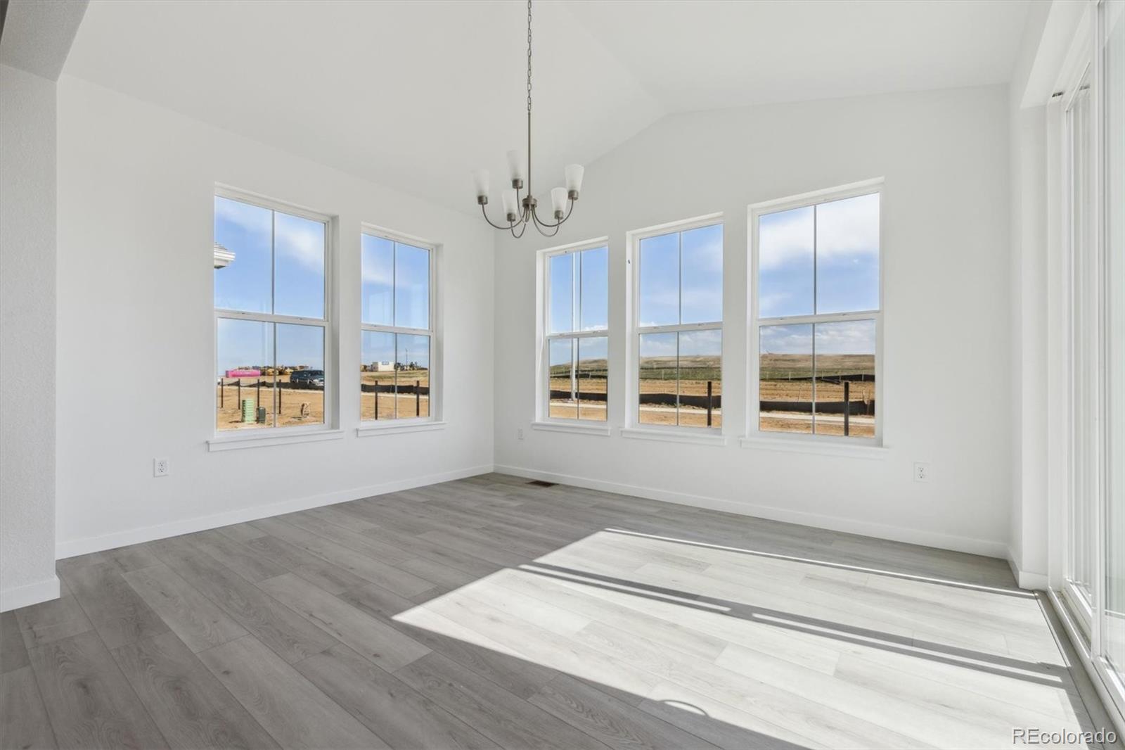 MLS Image #9 for 25234 e warren place,aurora, Colorado