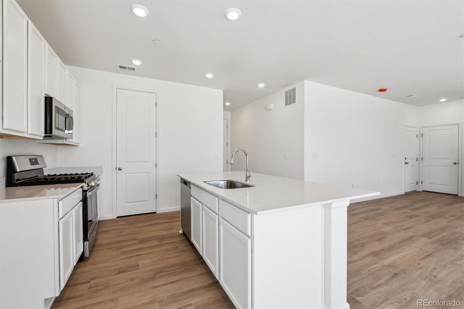 MLS Image #4 for 18961 e 96th place,commerce city, Colorado