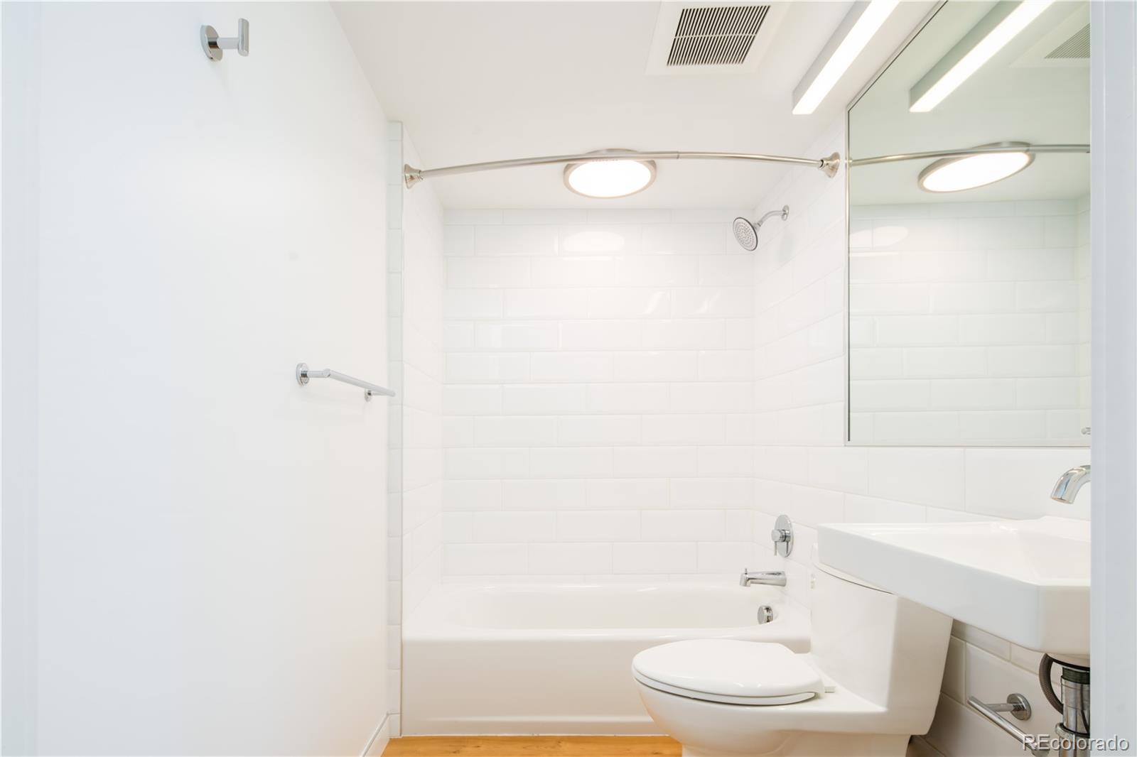 MLS Image #14 for 135 n adams street,denver, Colorado