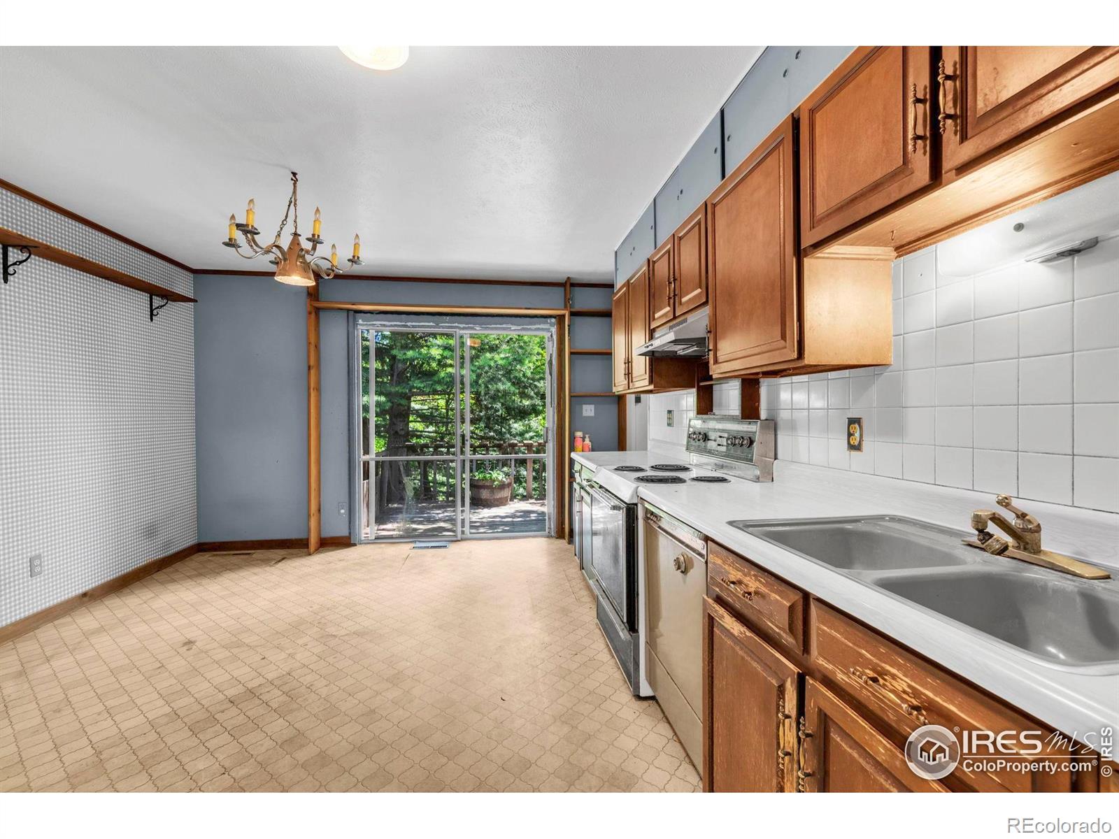 MLS Image #3 for 1380  ithaca drive,boulder, Colorado