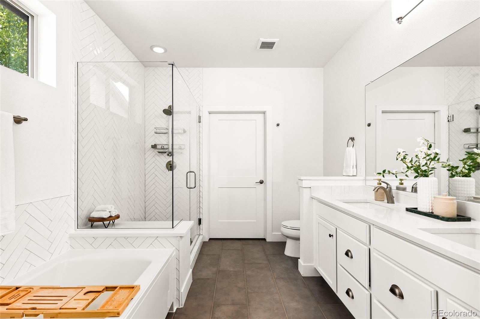 MLS Image #22 for 5852  galena street ,denver, Colorado