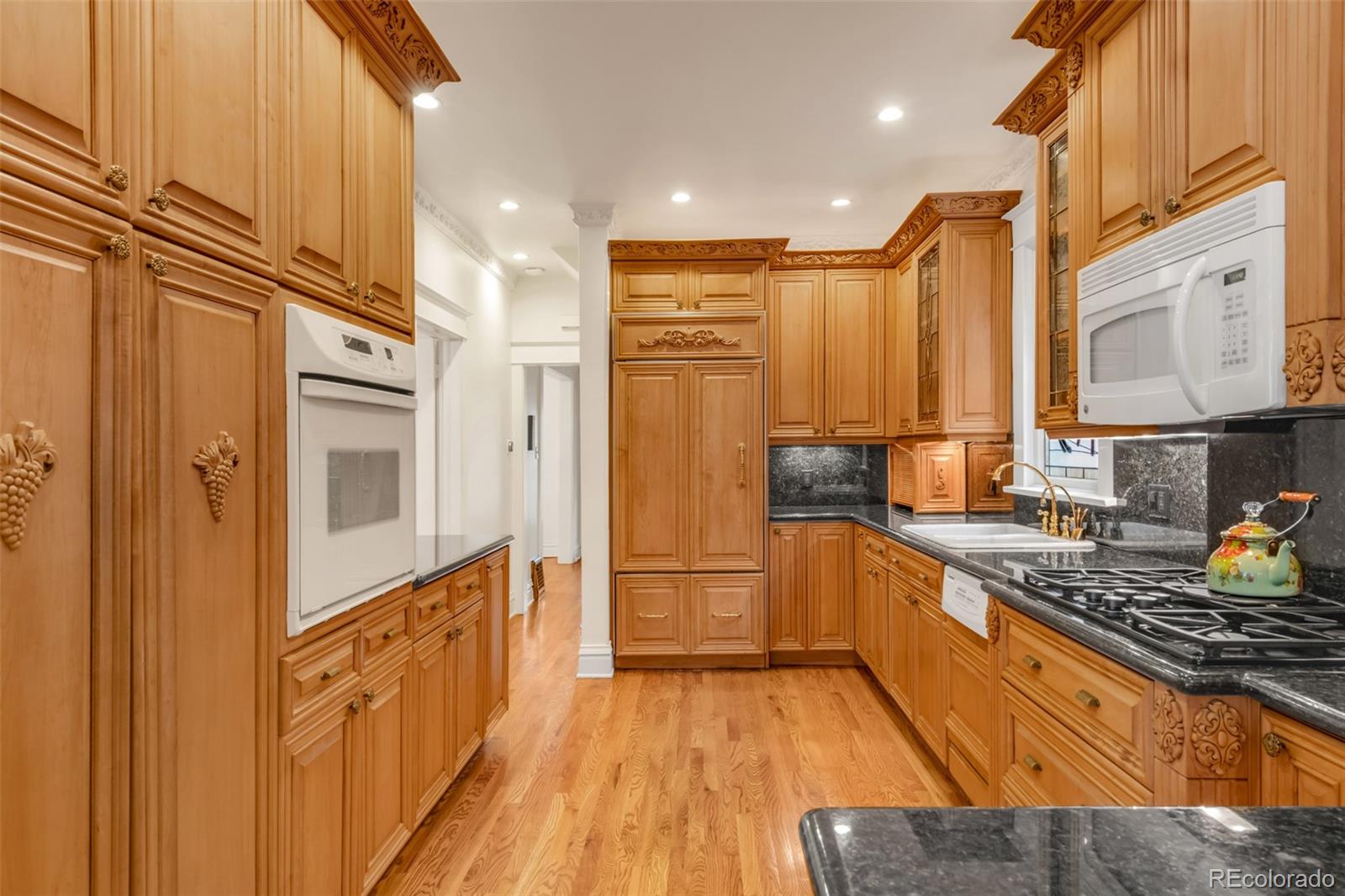 MLS Image #18 for 506 n marion street,denver, Colorado