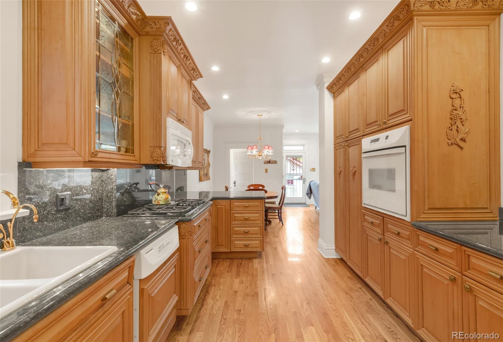 MLS Image #19 for 506 n marion street,denver, Colorado
