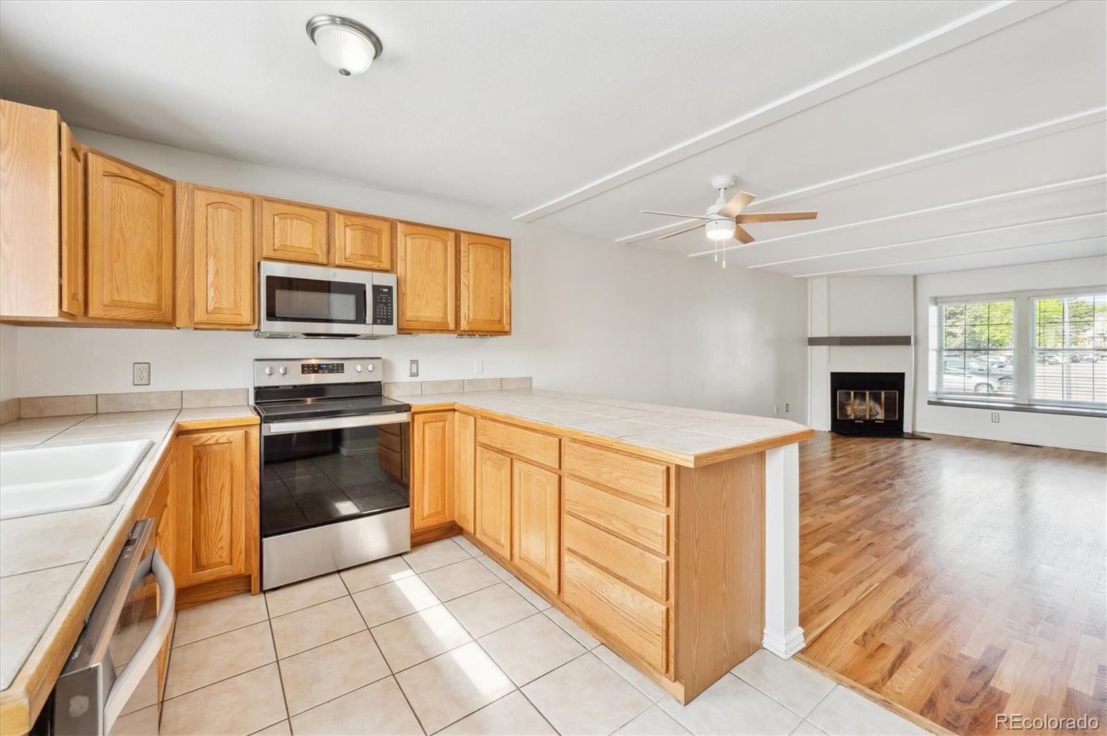 MLS Image #8 for 9621 w chatfield avenue,littleton, Colorado