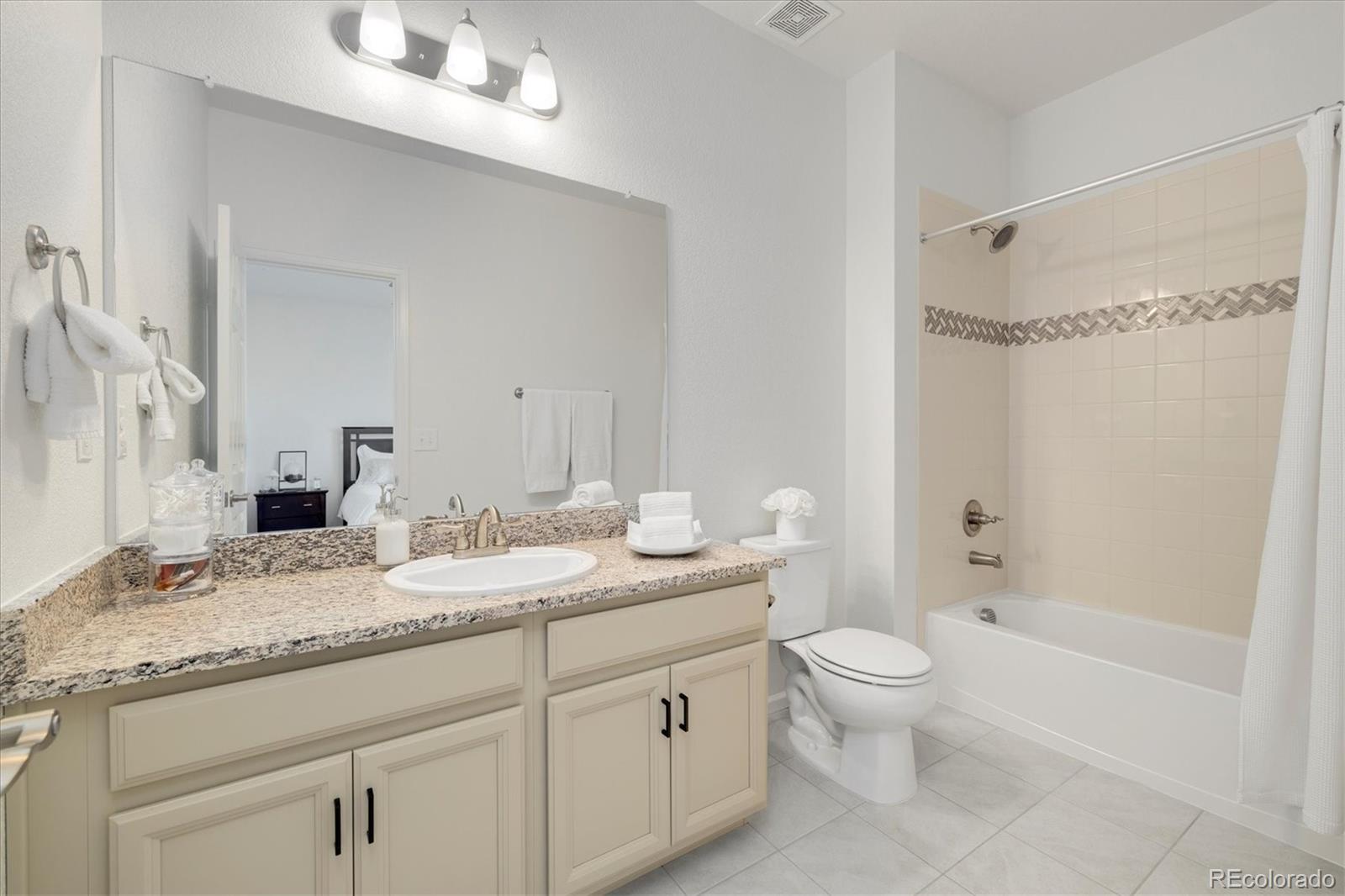 MLS Image #23 for 6692 s robertsdale way,aurora, Colorado