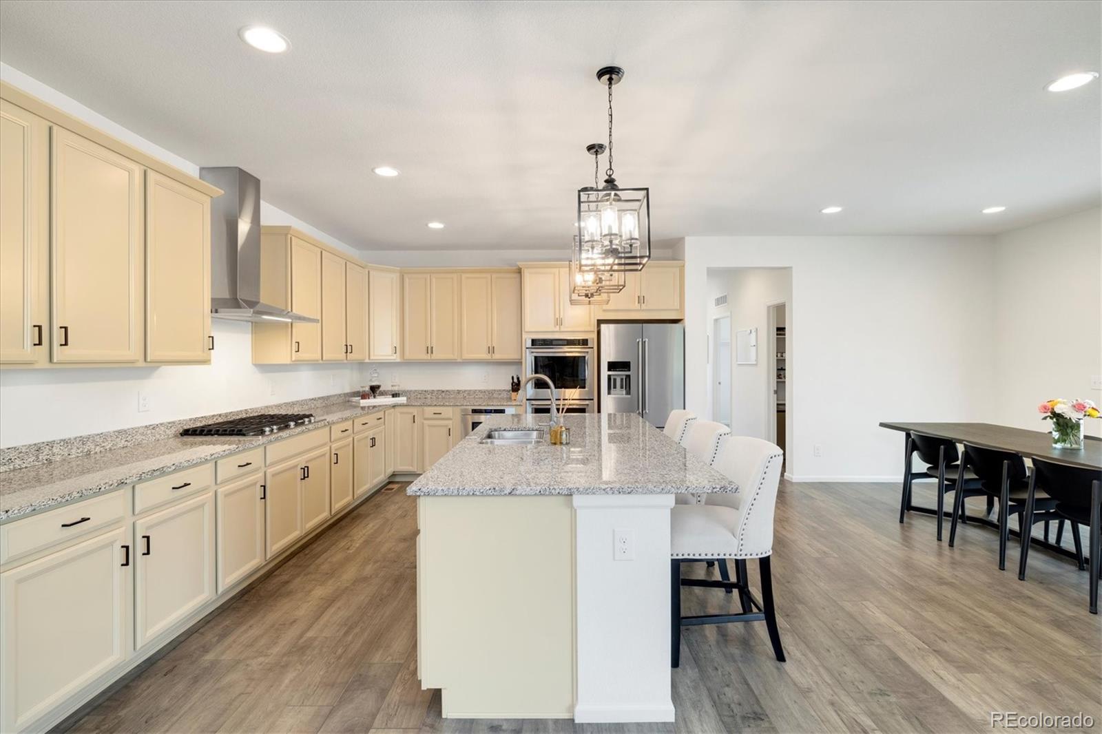 MLS Image #8 for 6692 s robertsdale way,aurora, Colorado