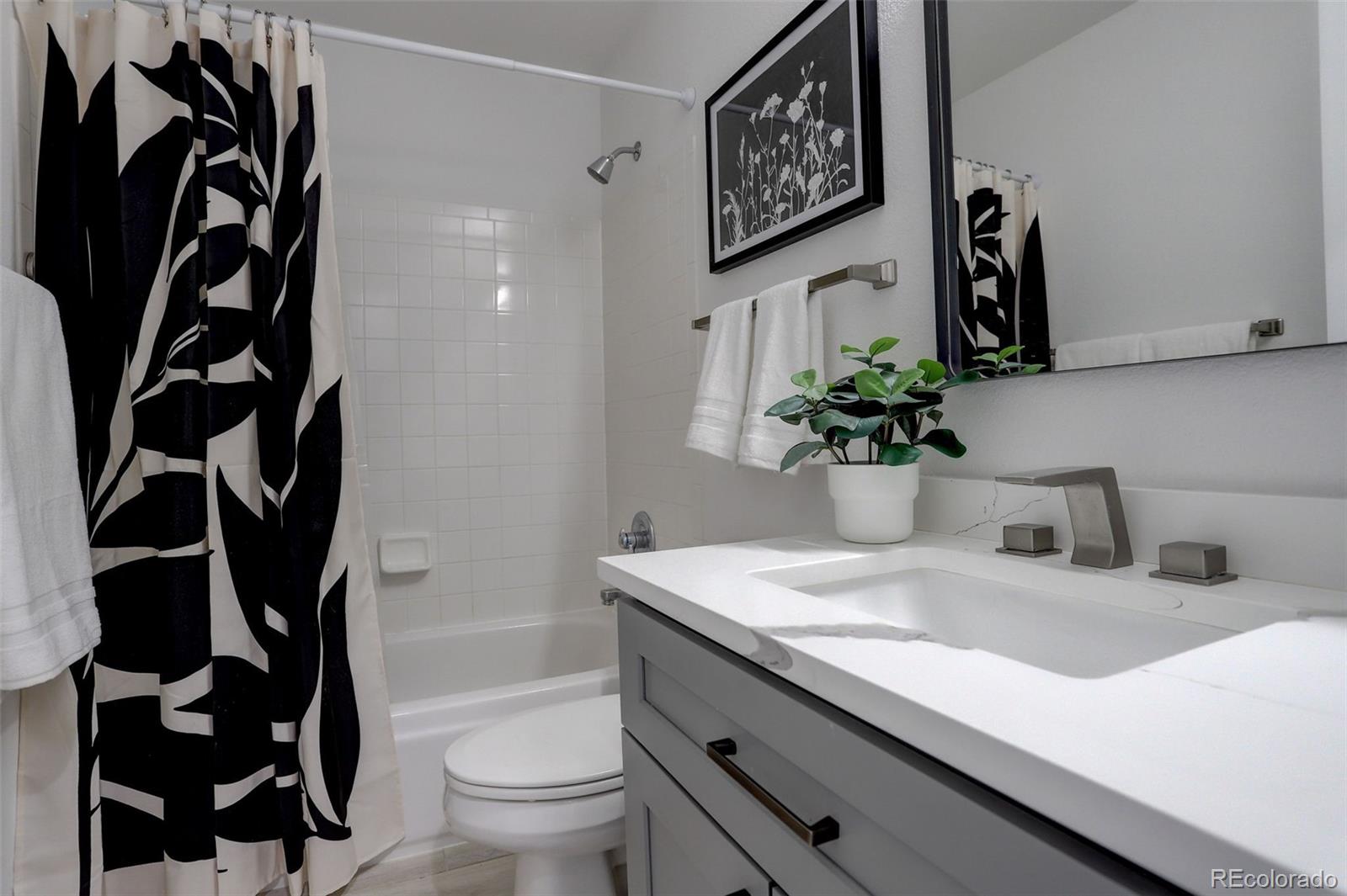 MLS Image #18 for 4270  defoe street,strasburg, Colorado
