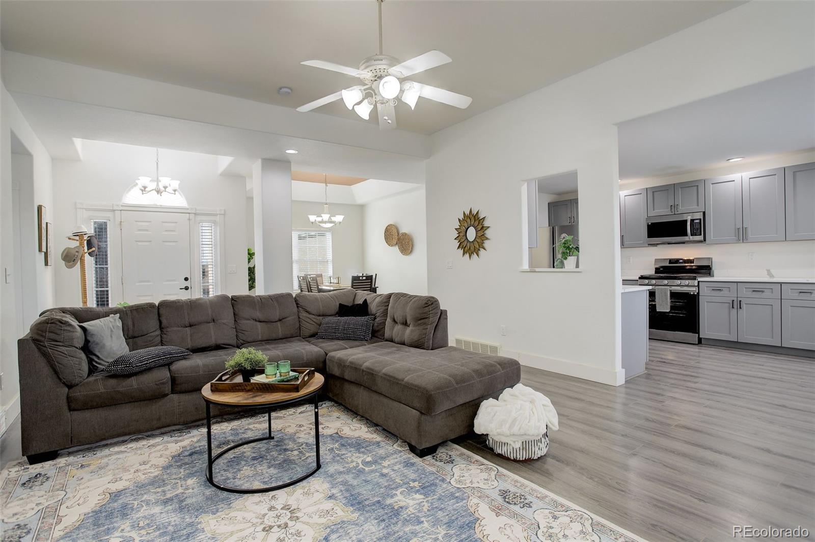 MLS Image #4 for 4270  defoe street,strasburg, Colorado