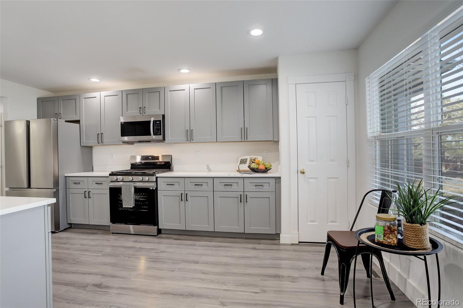 MLS Image #8 for 4270  defoe street,strasburg, Colorado