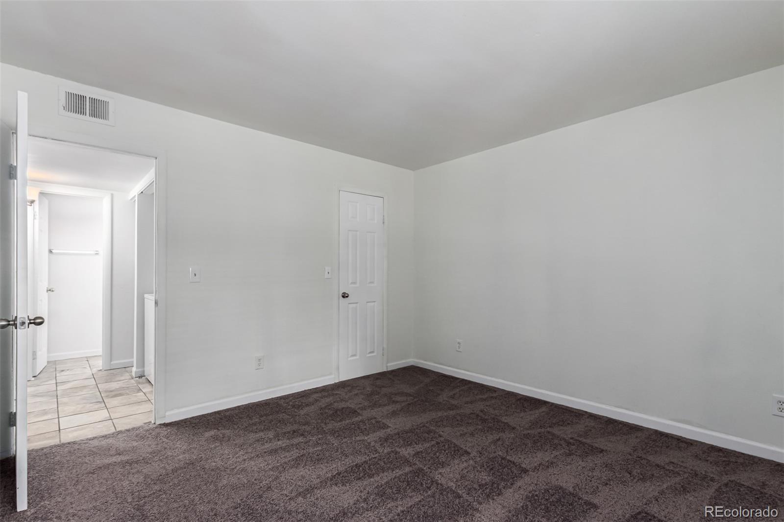 MLS Image #16 for 910 s walden street,aurora, Colorado