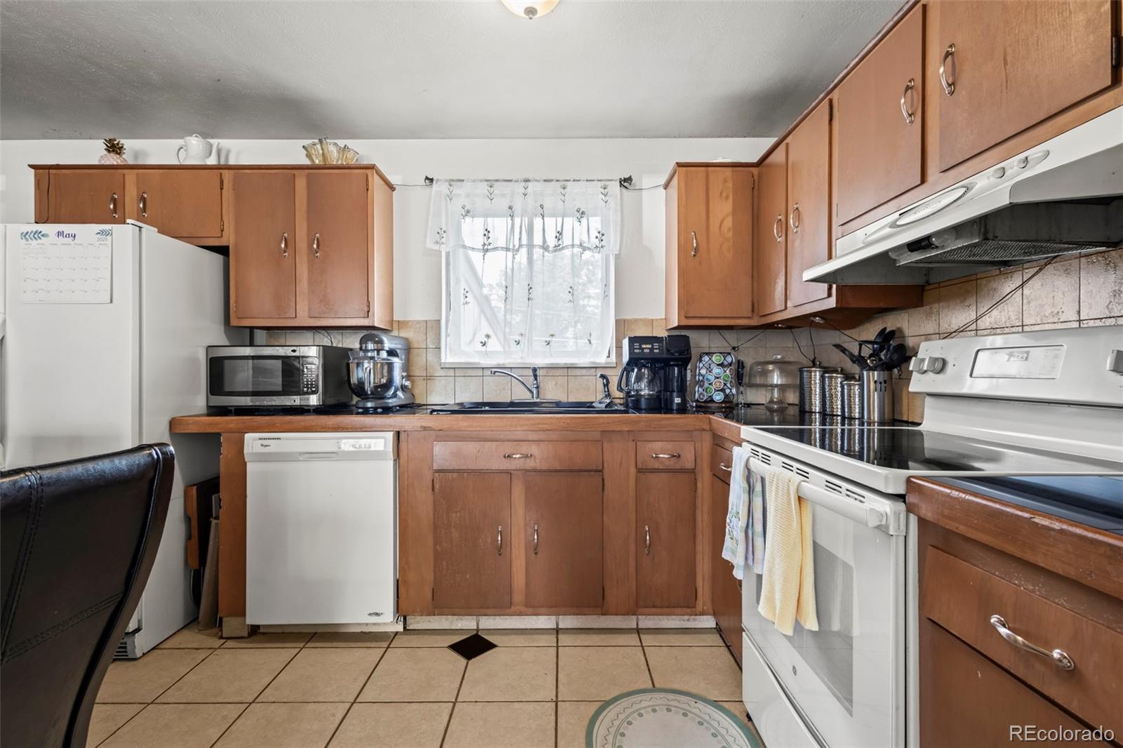 MLS Image #6 for 12167 e exposition avenue,aurora, Colorado