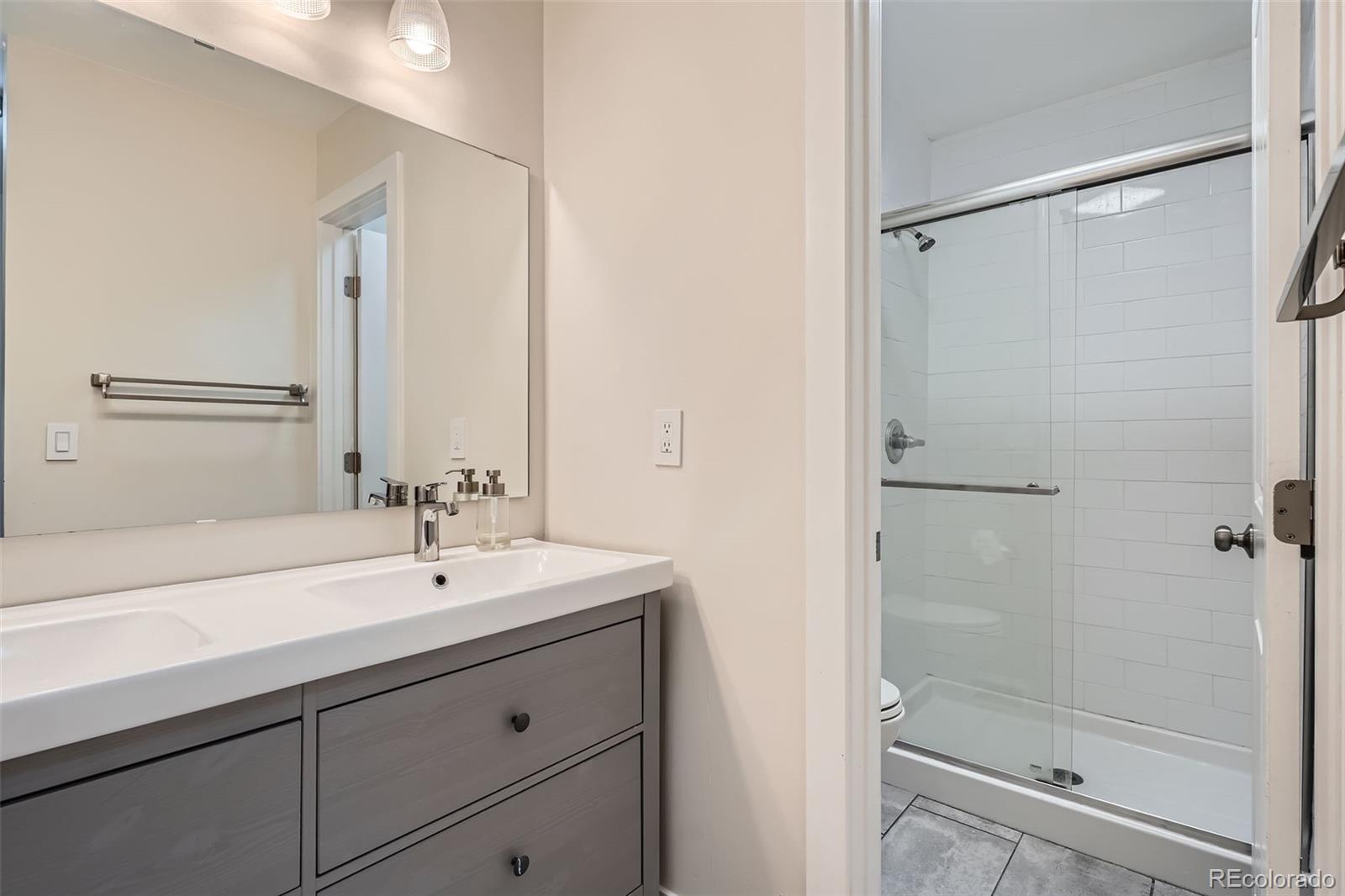 MLS Image #16 for 9605 e kansas circle,denver, Colorado