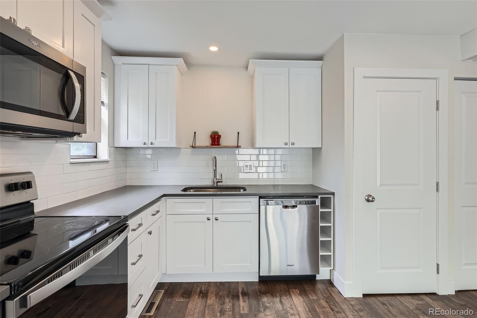MLS Image #6 for 9605 e kansas circle,denver, Colorado
