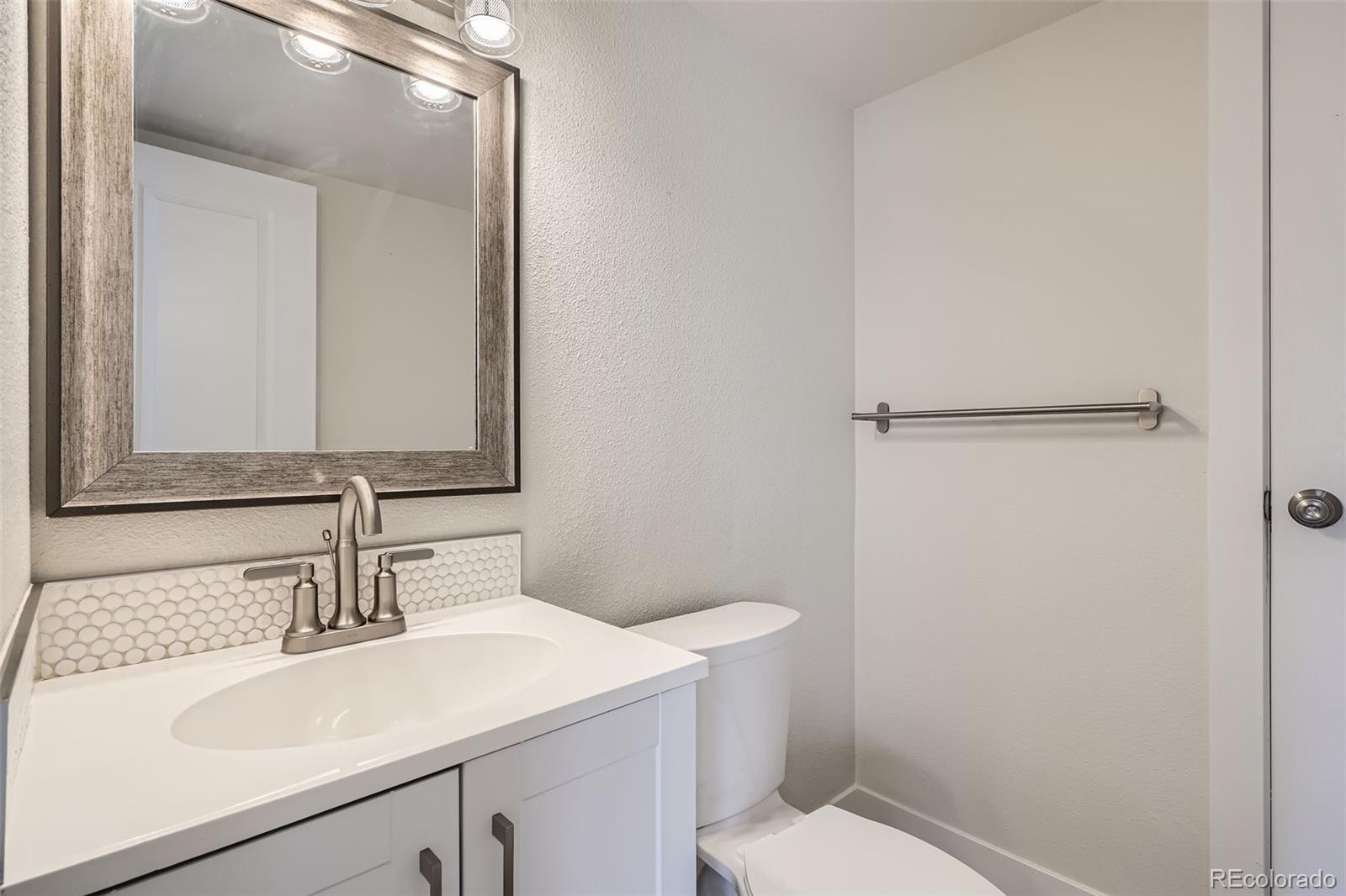 MLS Image #9 for 9605 e kansas circle,denver, Colorado