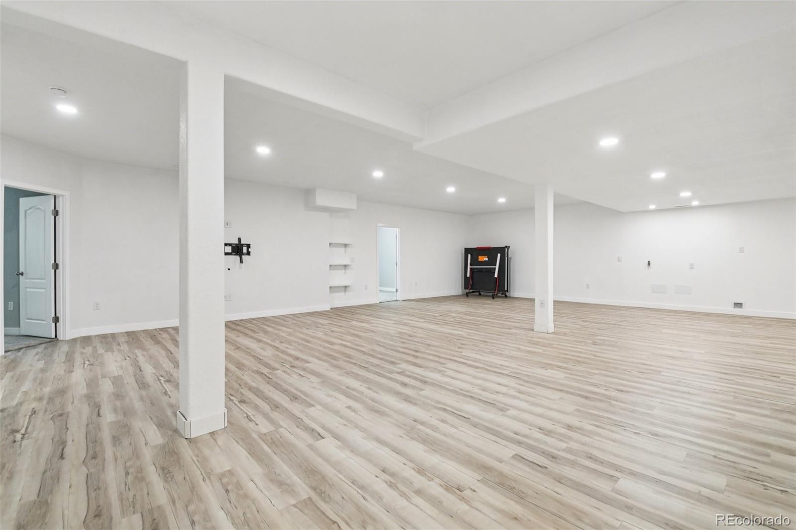 MLS Image #29 for 27196 e alder drive,aurora, Colorado