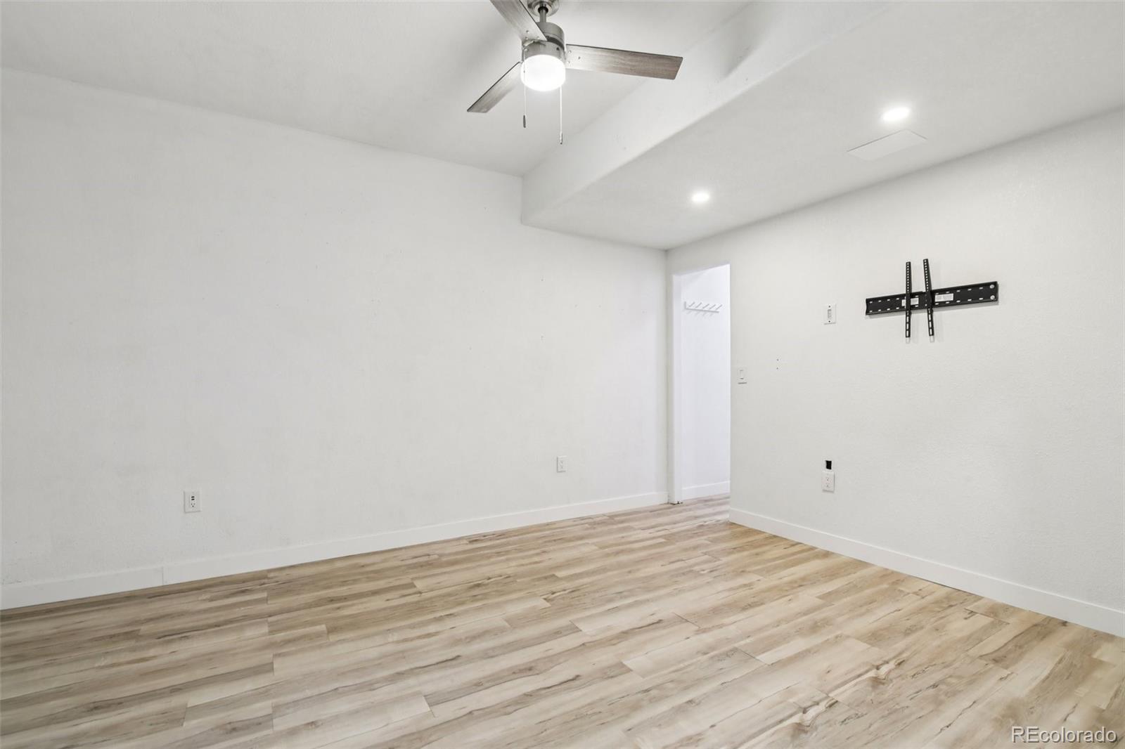 MLS Image #36 for 27196 e alder drive,aurora, Colorado