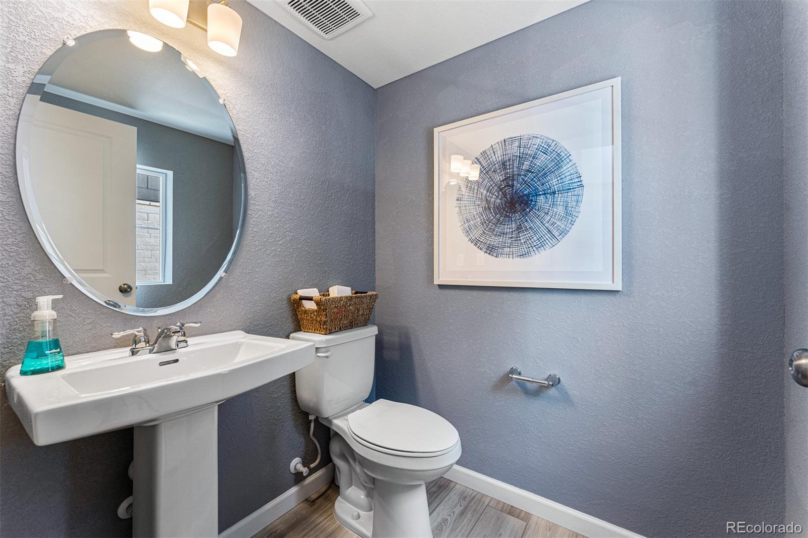 MLS Image #17 for 23782 e 33rd place,aurora, Colorado