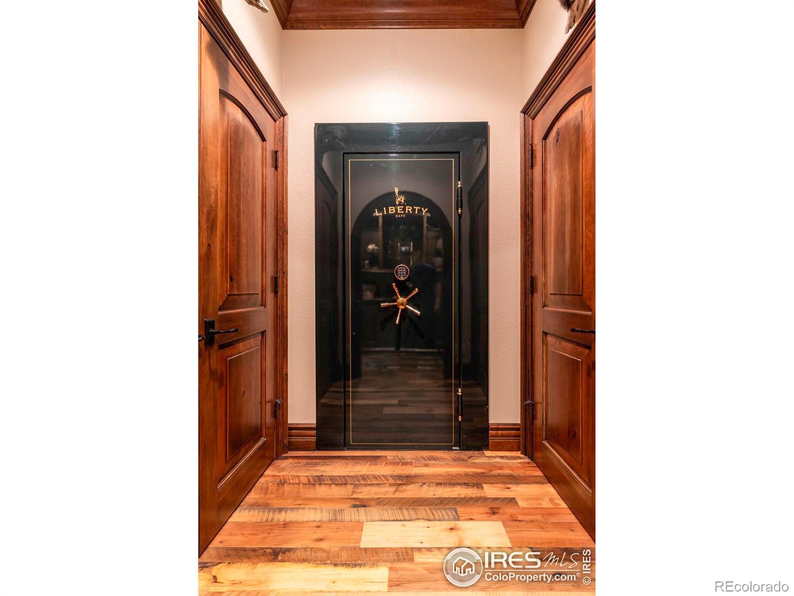 MLS Image #20 for 20360  county road 3 ,berthoud, Colorado