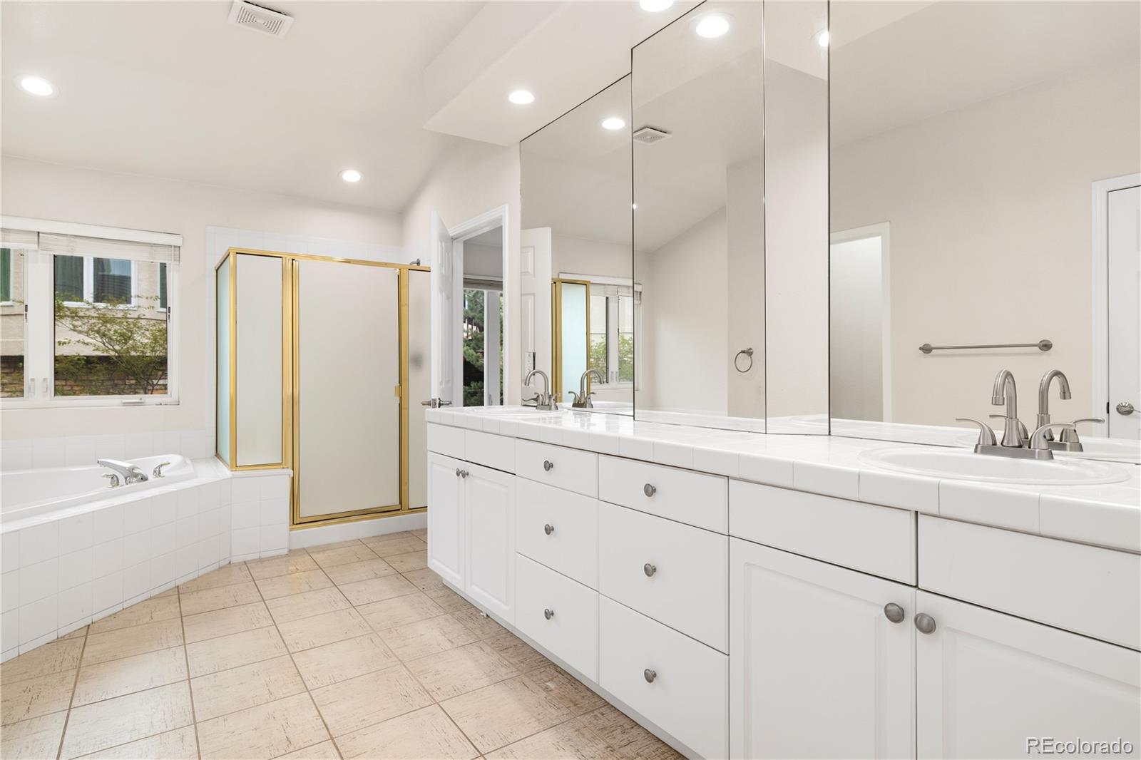 MLS Image #23 for 14032 e chenango drive,aurora, Colorado