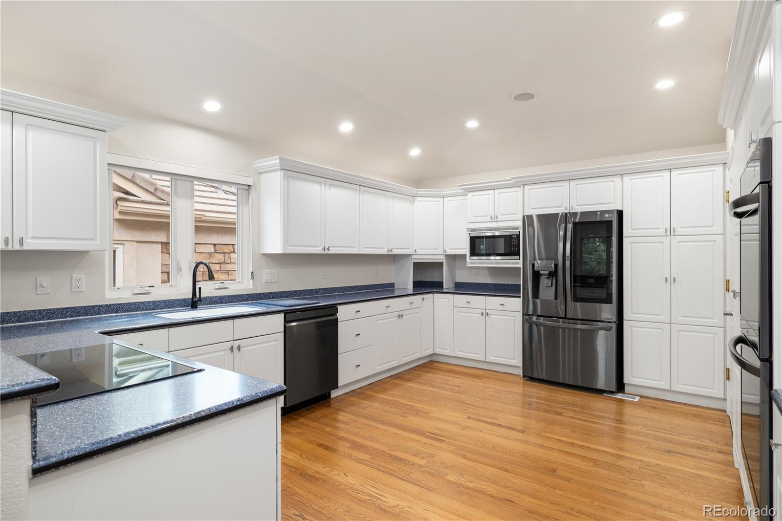 MLS Image #3 for 14032 e chenango drive,aurora, Colorado