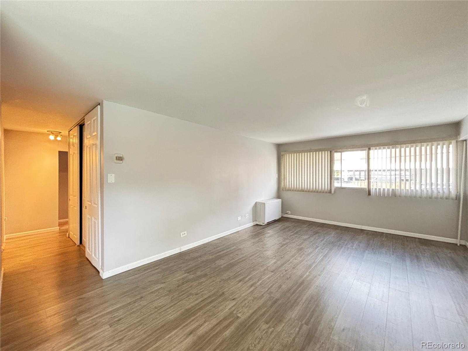 MLS Image #10 for 888 n logan street,denver, Colorado