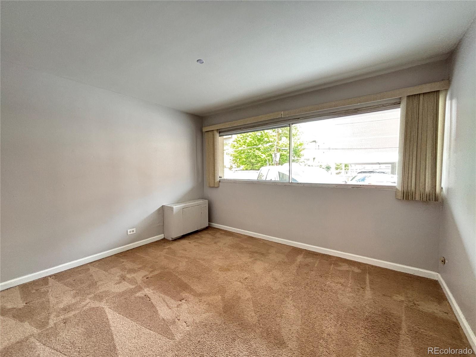 MLS Image #17 for 888 n logan street,denver, Colorado