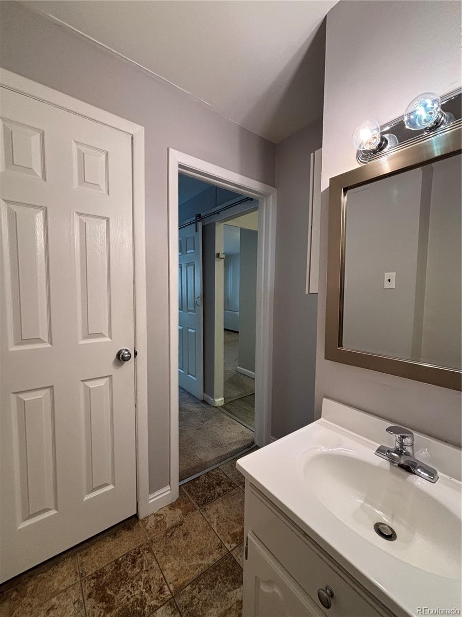 MLS Image #20 for 888 n logan street,denver, Colorado