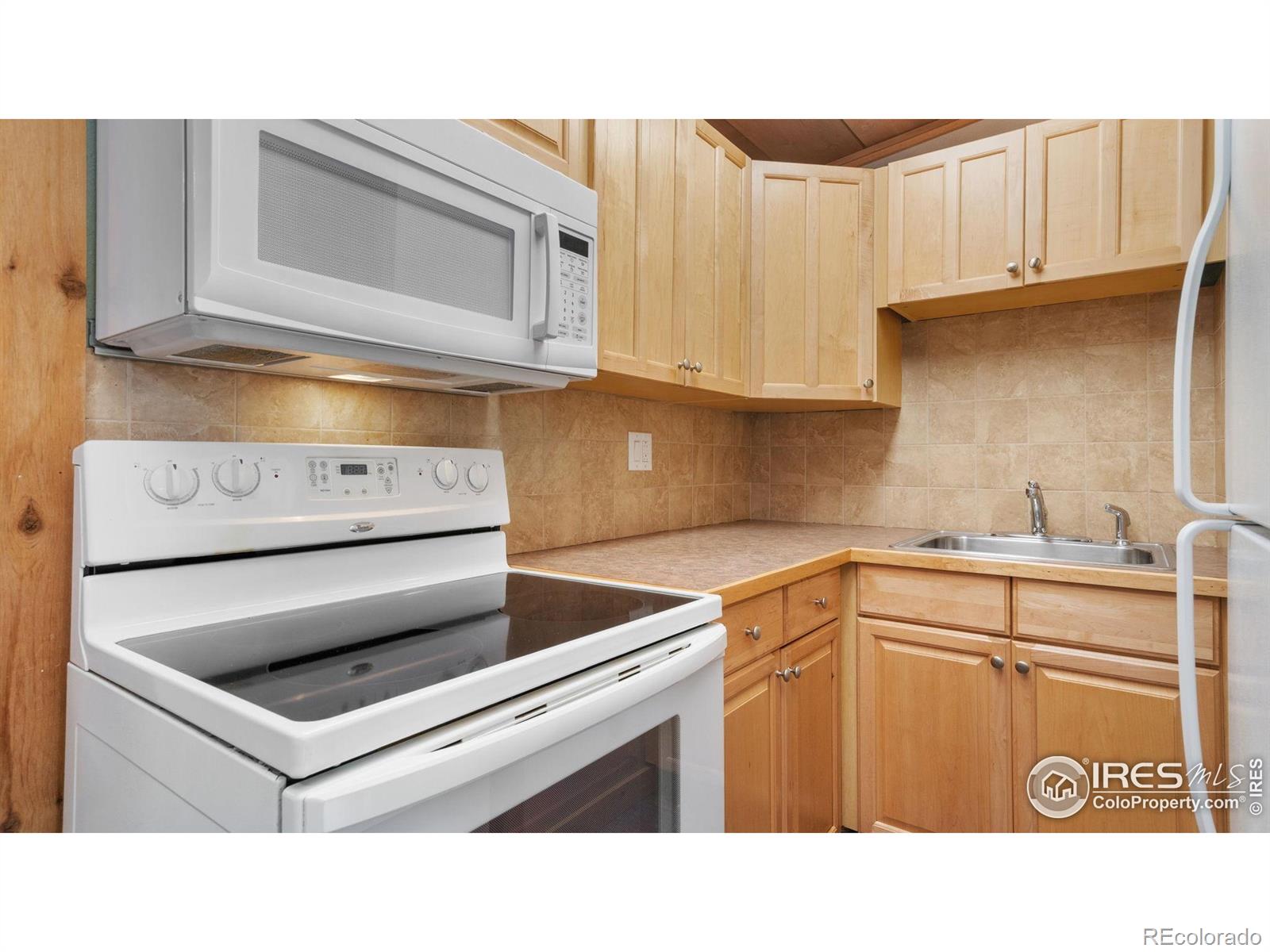 MLS Image #20 for 4529  shoreline drive,fort collins, Colorado