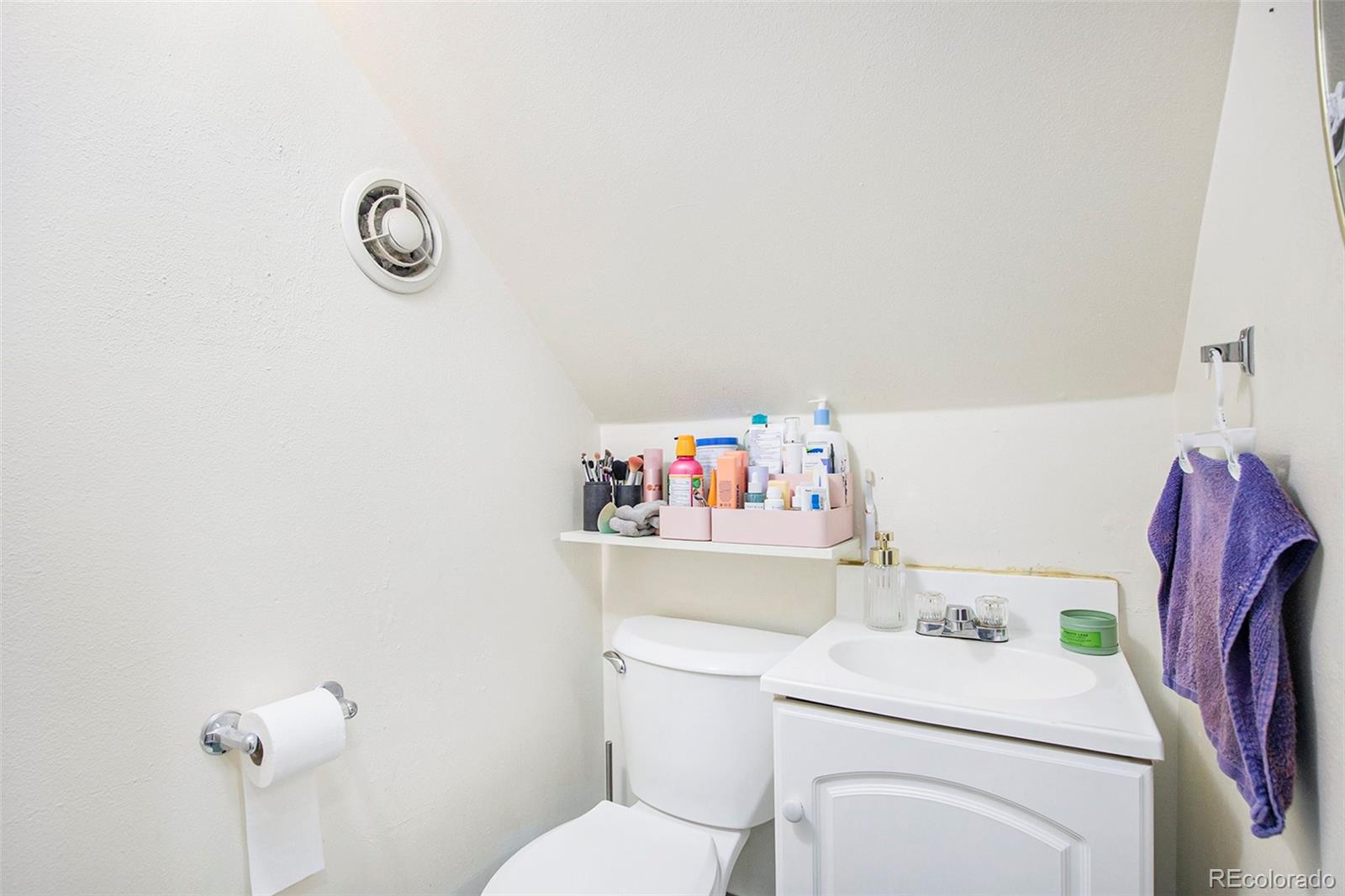 MLS Image #15 for 2595 s irving street,denver, Colorado