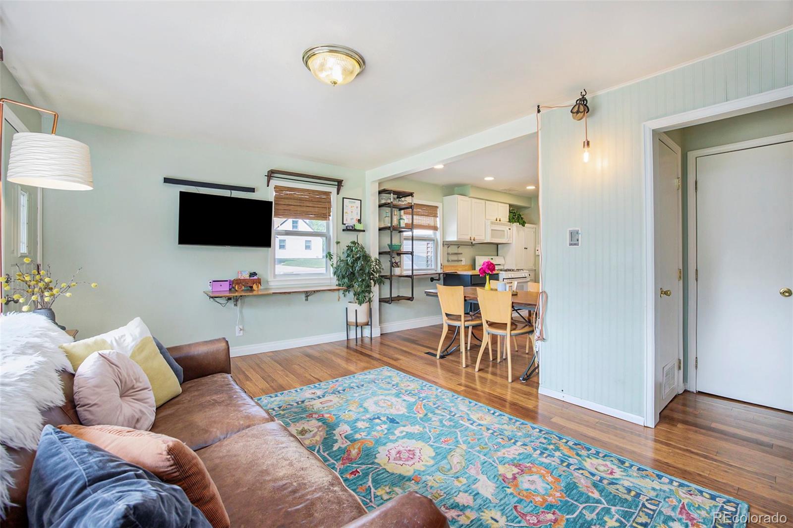 MLS Image #3 for 2595 s irving street,denver, Colorado